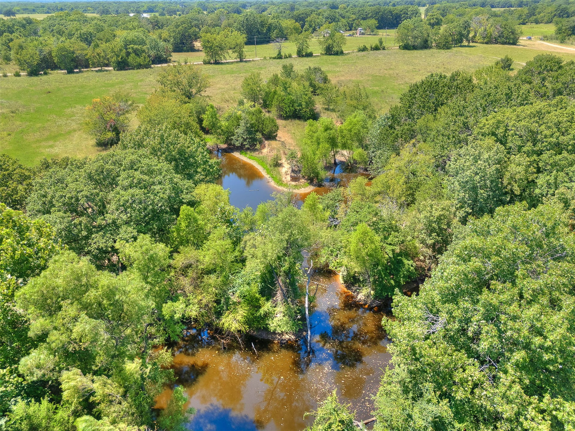 9735 E Sandy Creek Road Coleman OK 73432