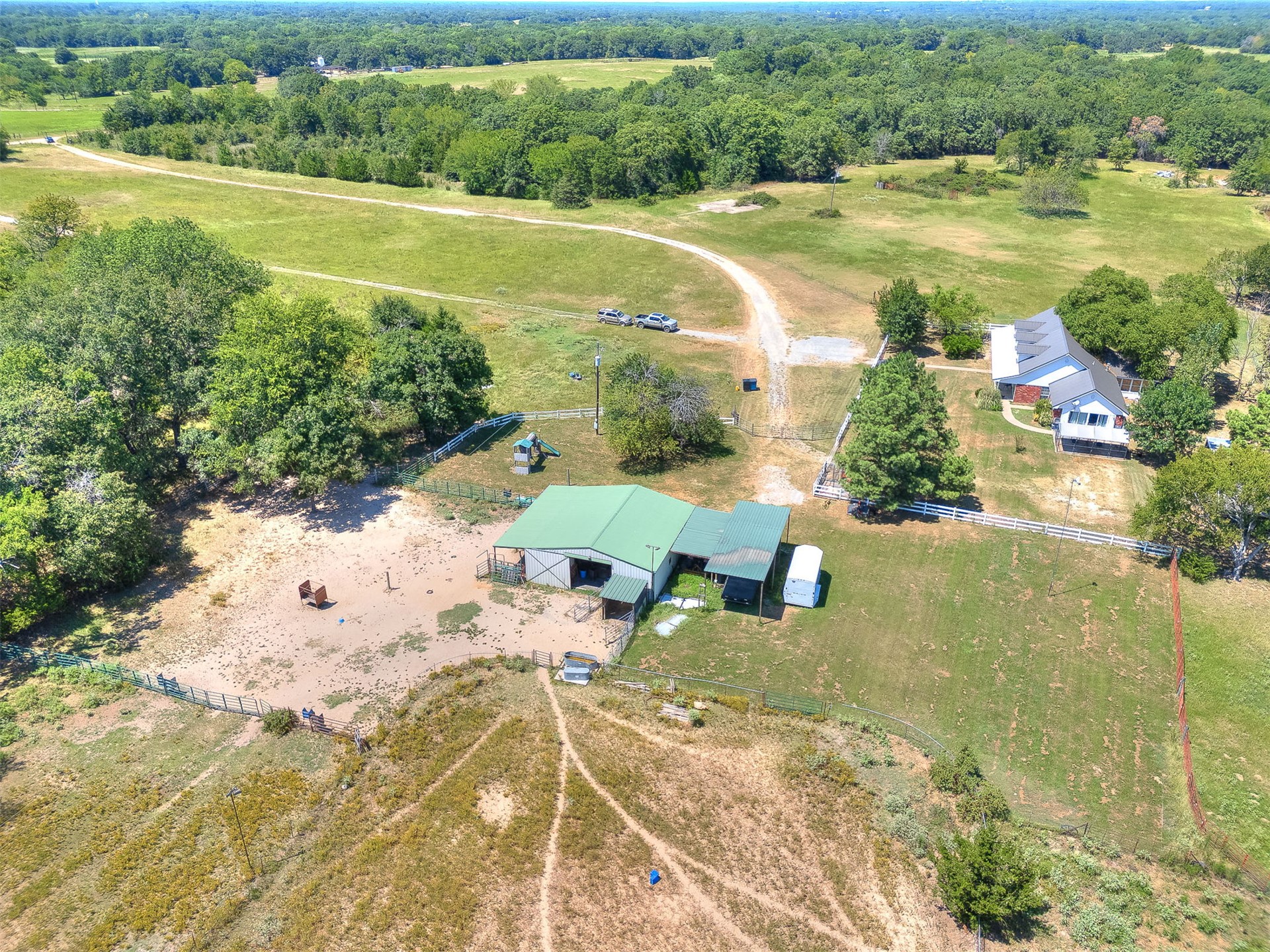 9735 E Sandy Creek Road Coleman OK 73432