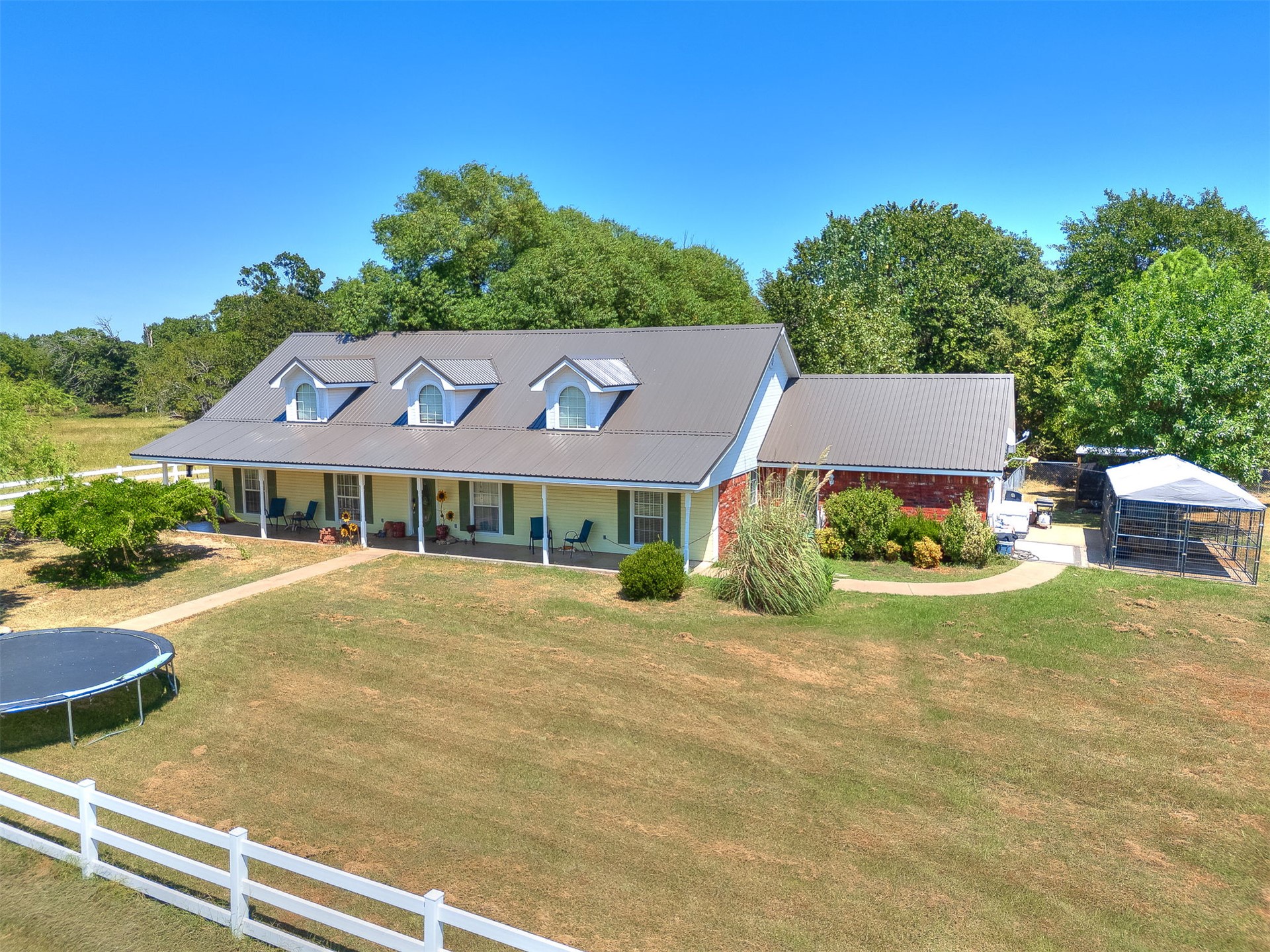 9735 E Sandy Creek Road Coleman OK 73432