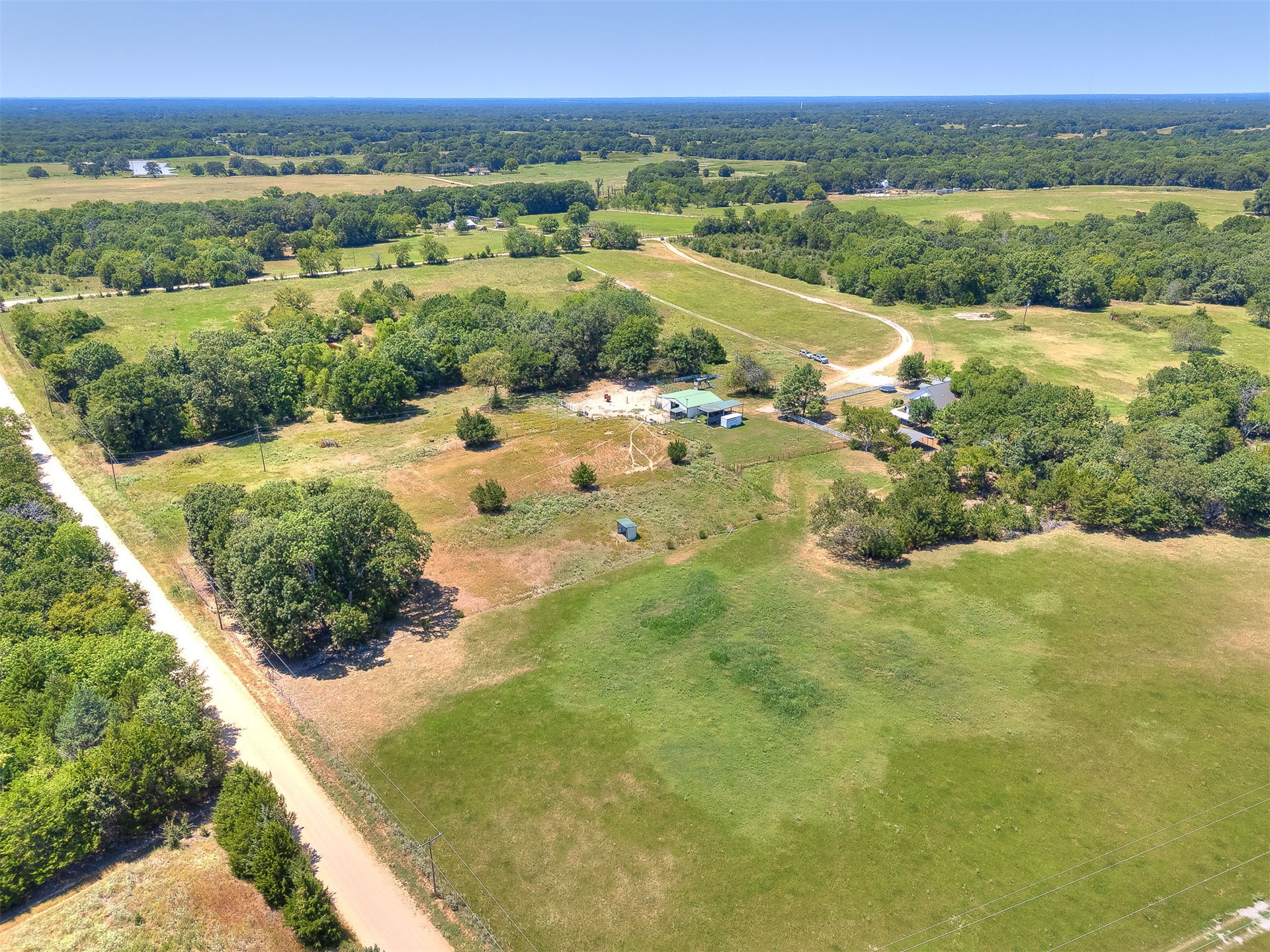 9735 E Sandy Creek Road Coleman OK 73432