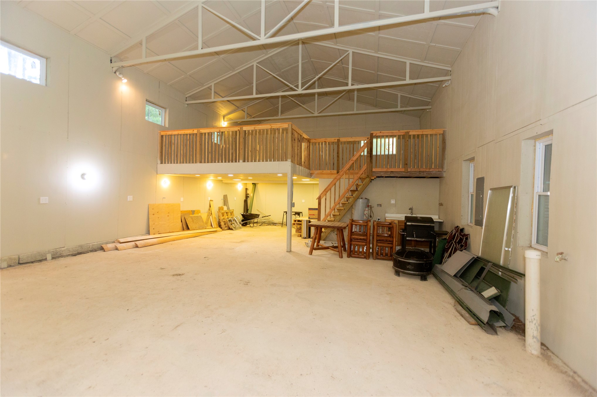 62 SE Highway 1 Wilburton OK 74578