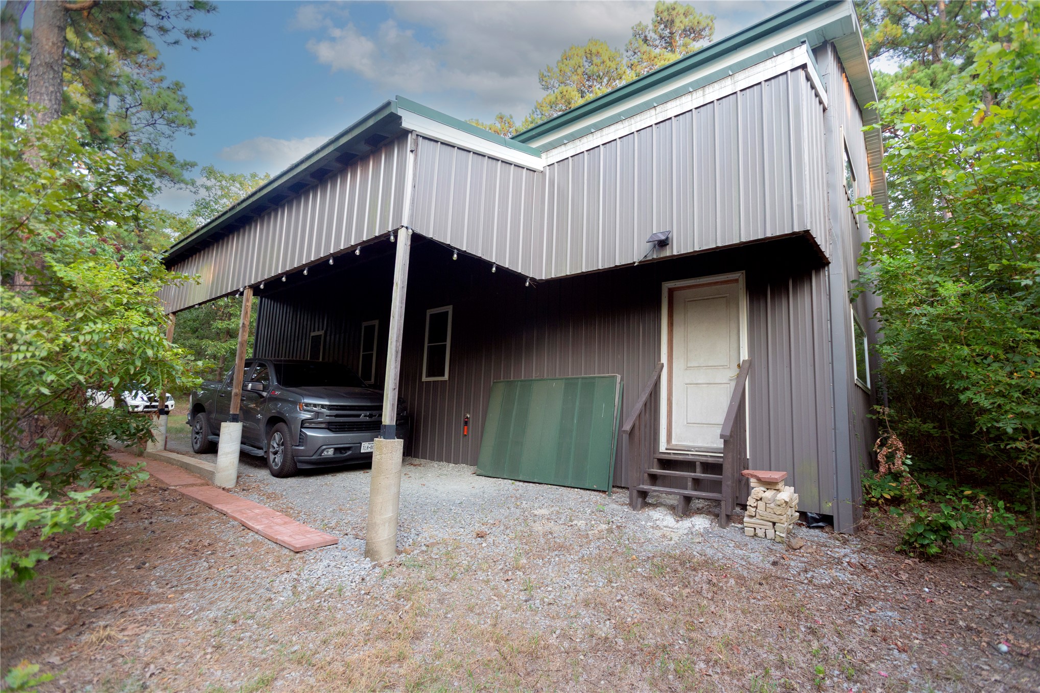 62 SE Highway 1 Wilburton OK 74578