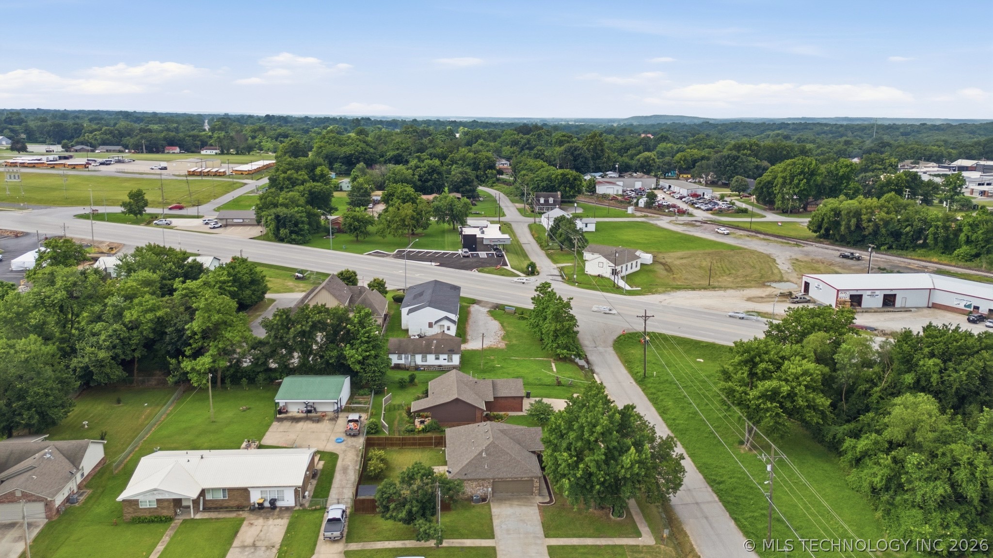 323 N Fairland Avenue Coweta OK 74429