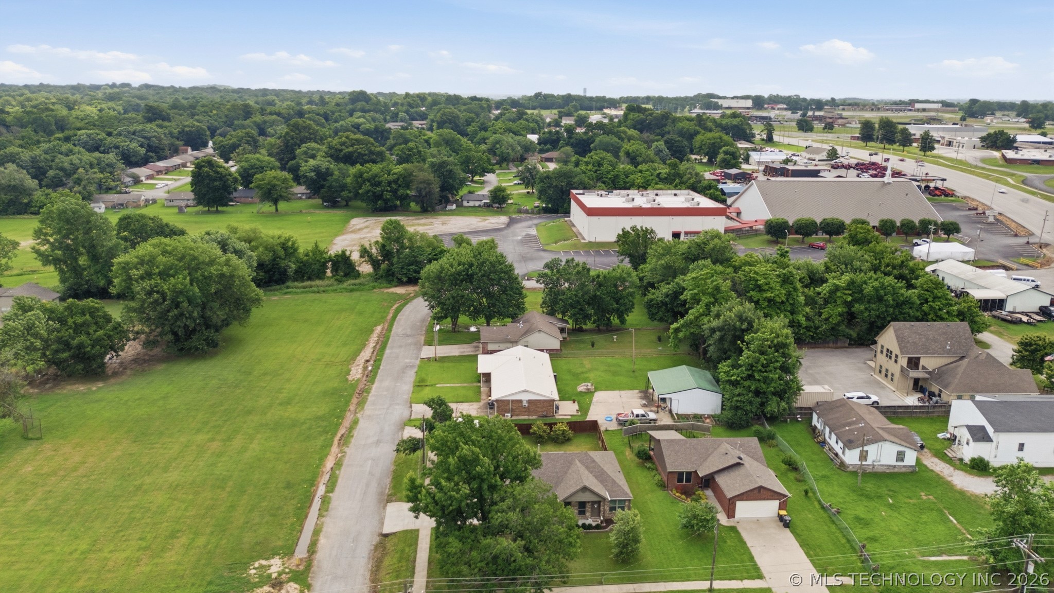 323 N Fairland Avenue Coweta OK 74429