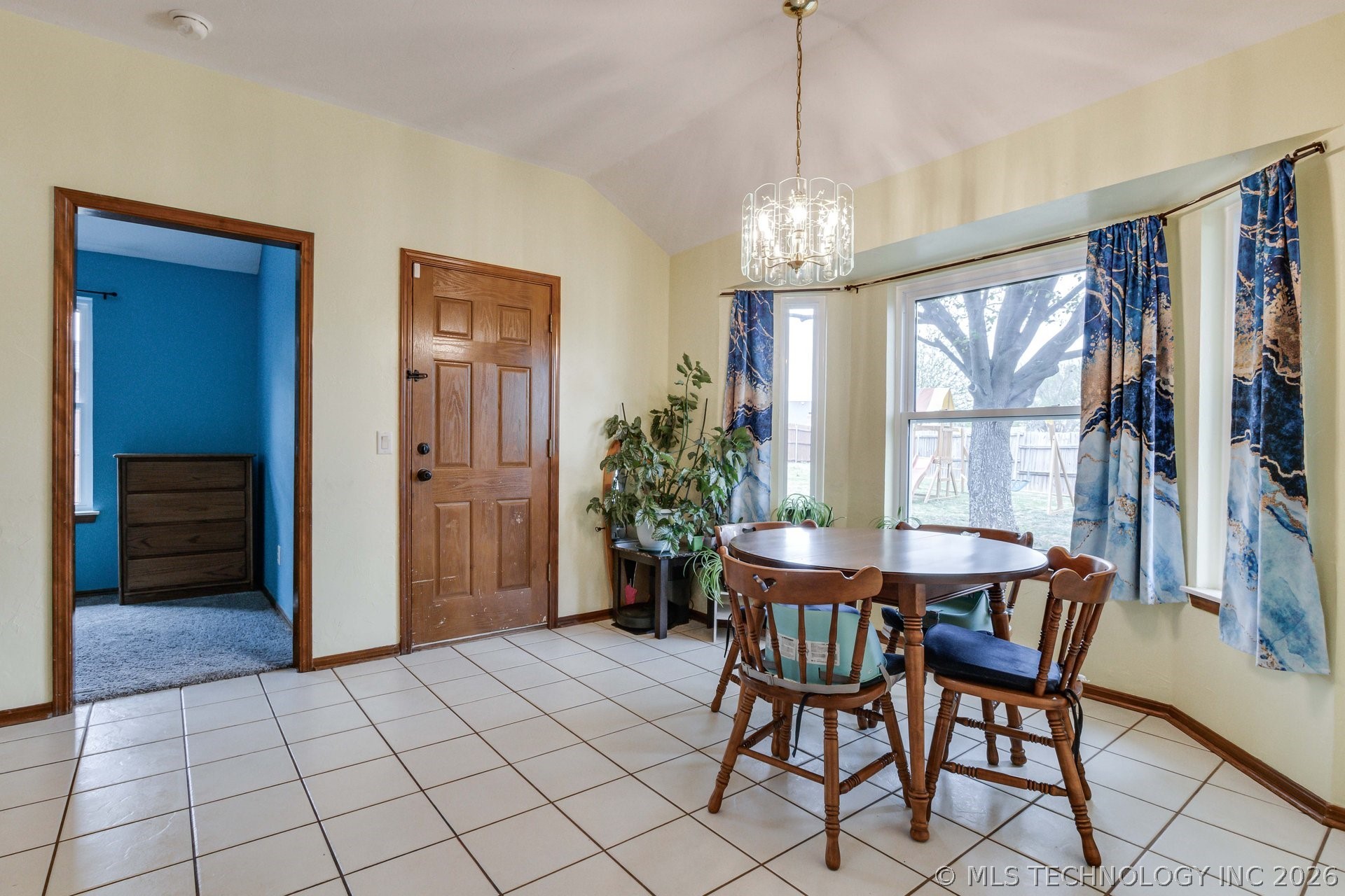 2137 NE 13th Moore OK 73160