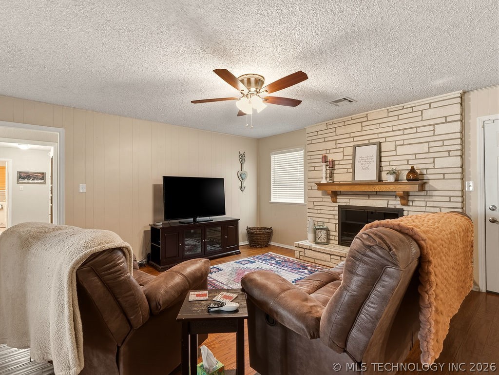 1915 E 15th Street Ada OK 74820