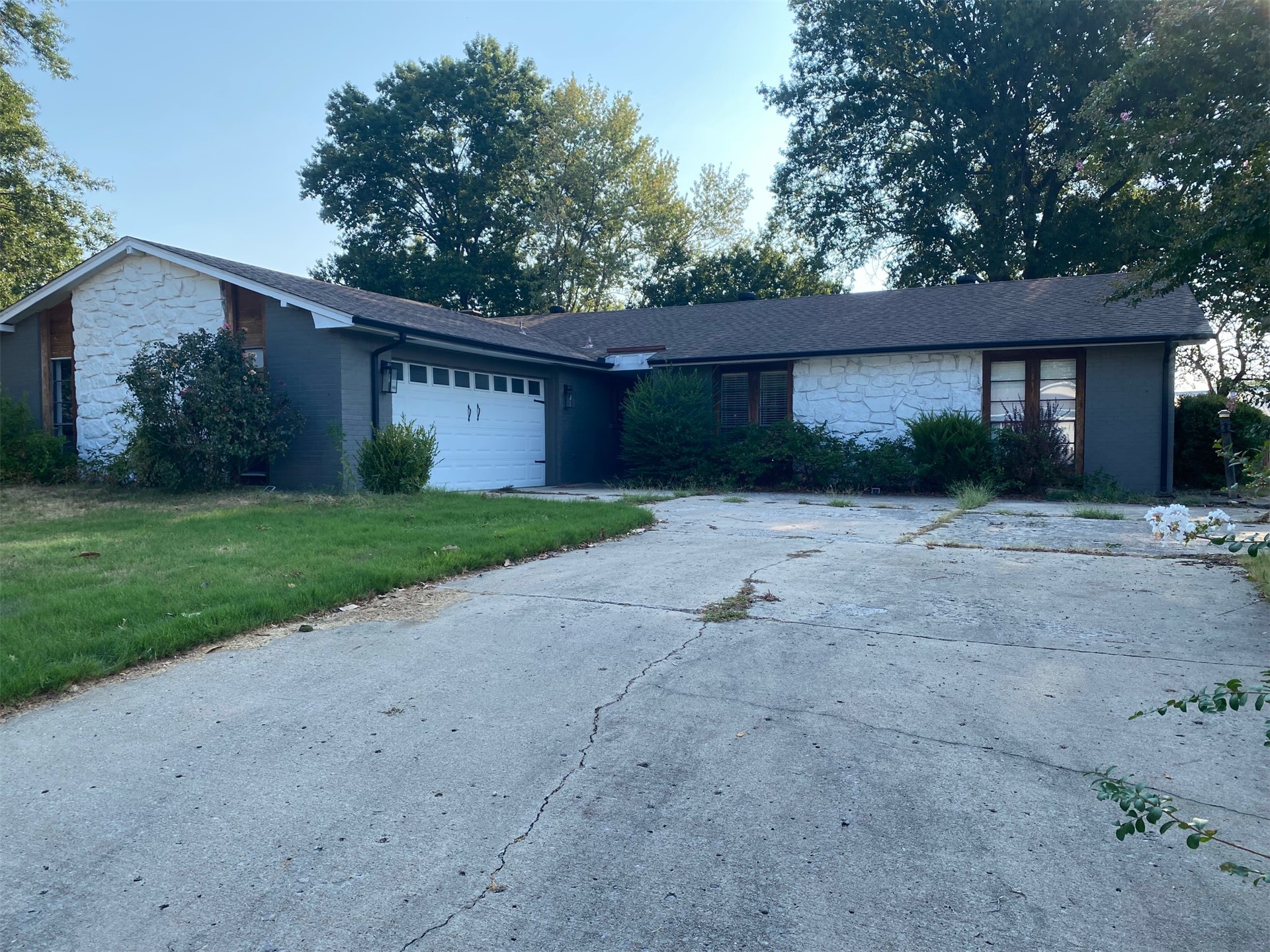 206 S Crabtree Road Muskogee OK 74403