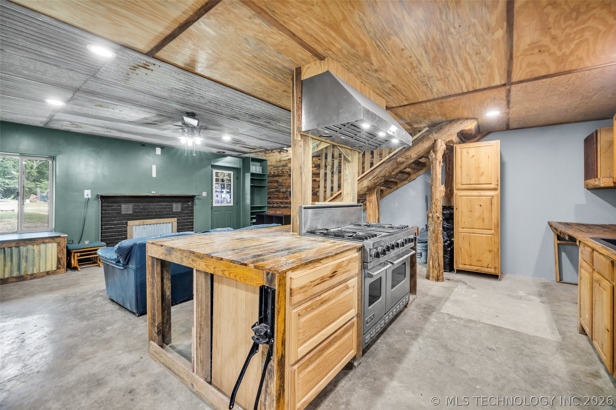 22307 E 843 Road Park Hill OK 74451
