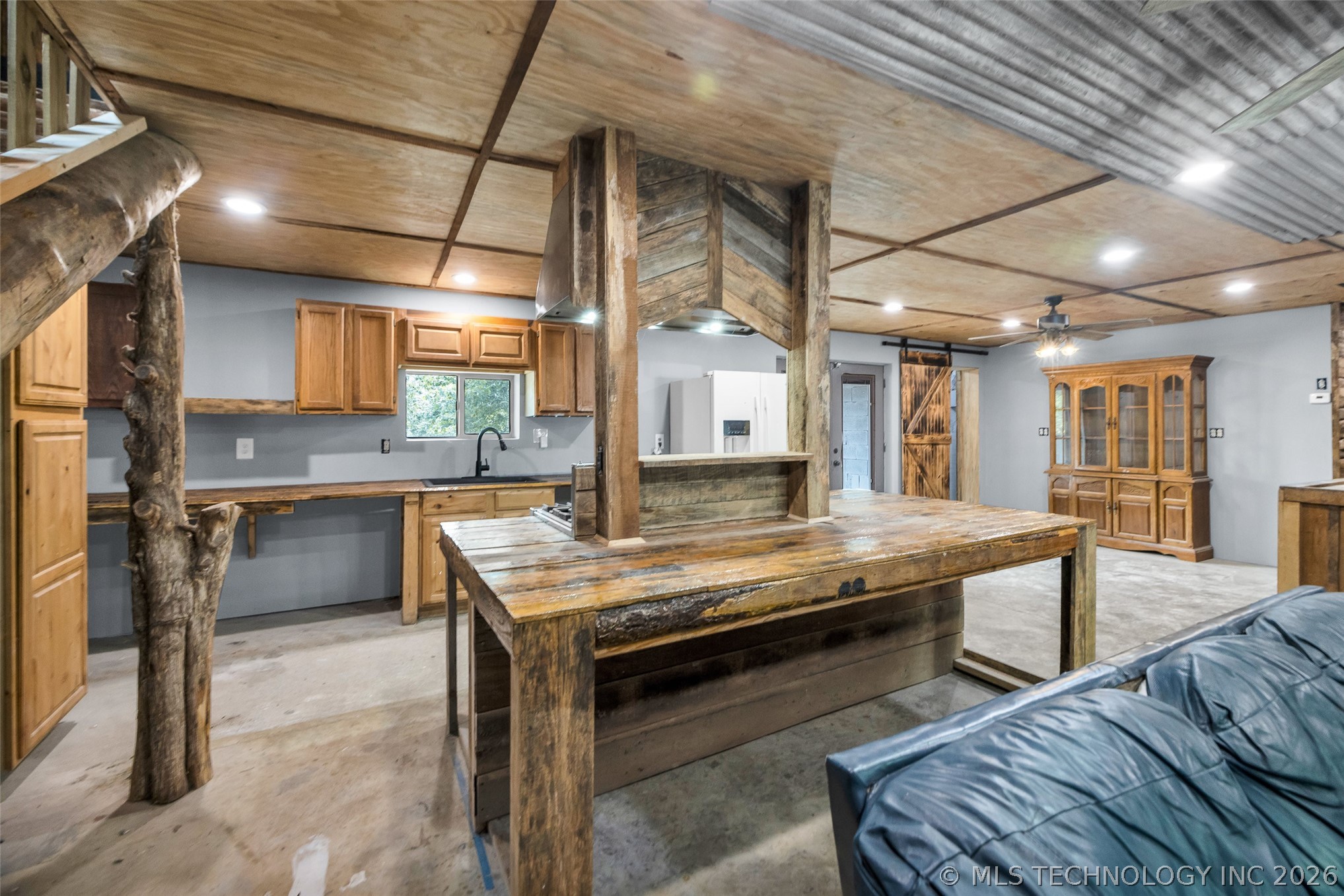 22307 E 843 Road Park Hill OK 74451