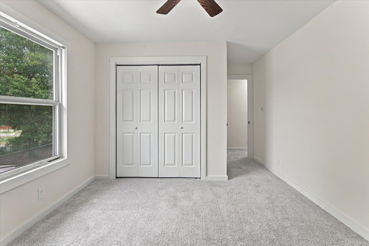 3706 W 42nd Place Tulsa OK 74107