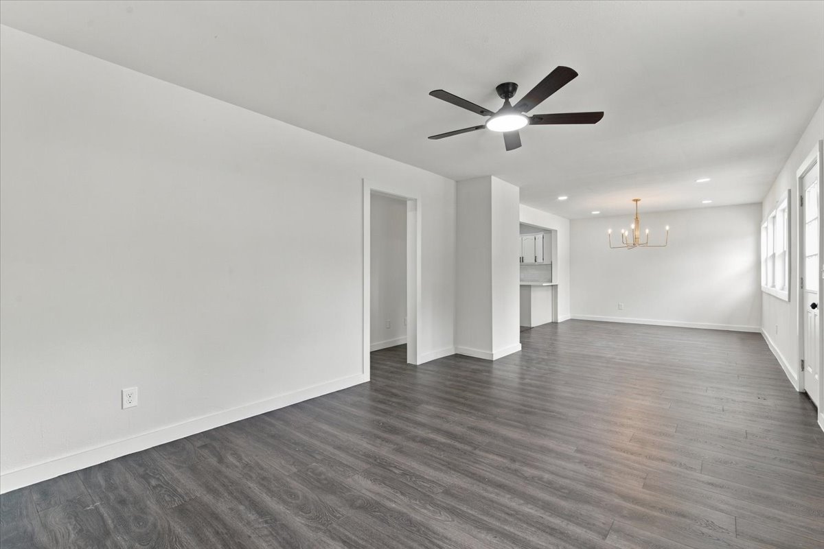3706 W 42nd Place Tulsa OK 74107