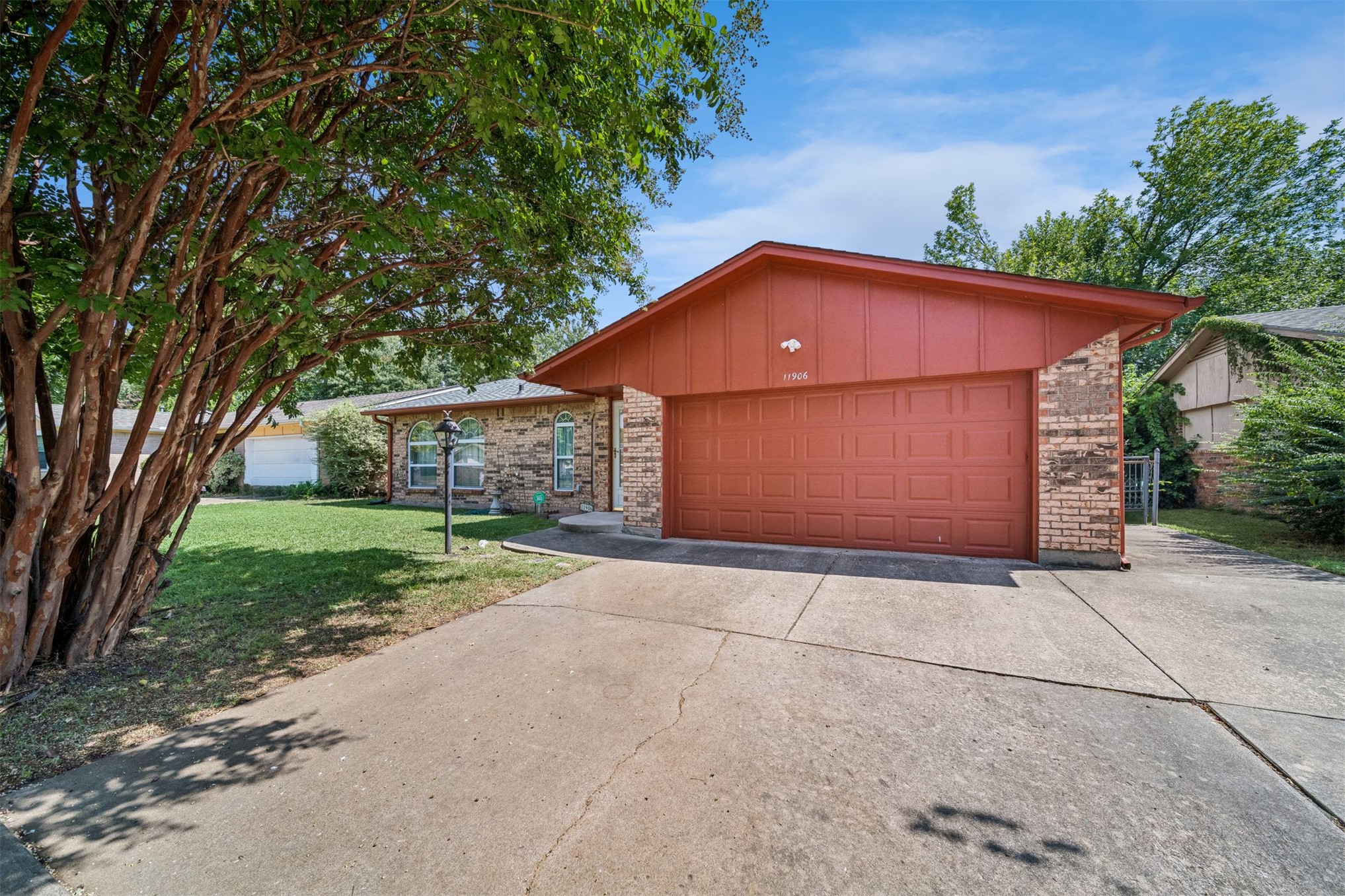 11906 E 37th Place Tulsa OK 74146