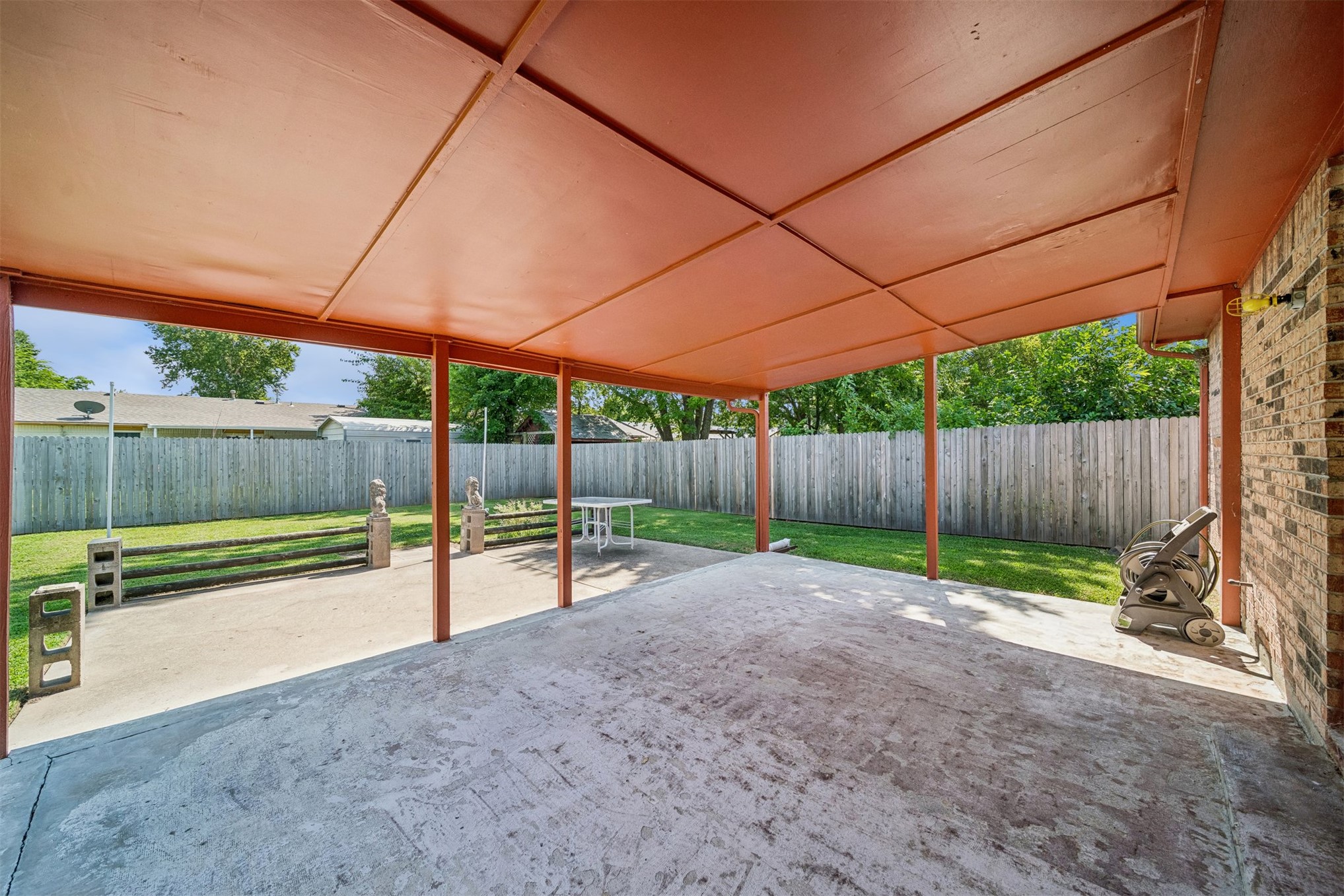 11906 E 37th Place Tulsa OK 74146