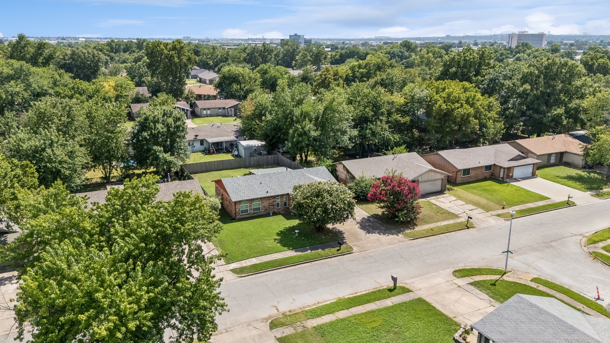 11906 E 37th Place Tulsa OK 74146