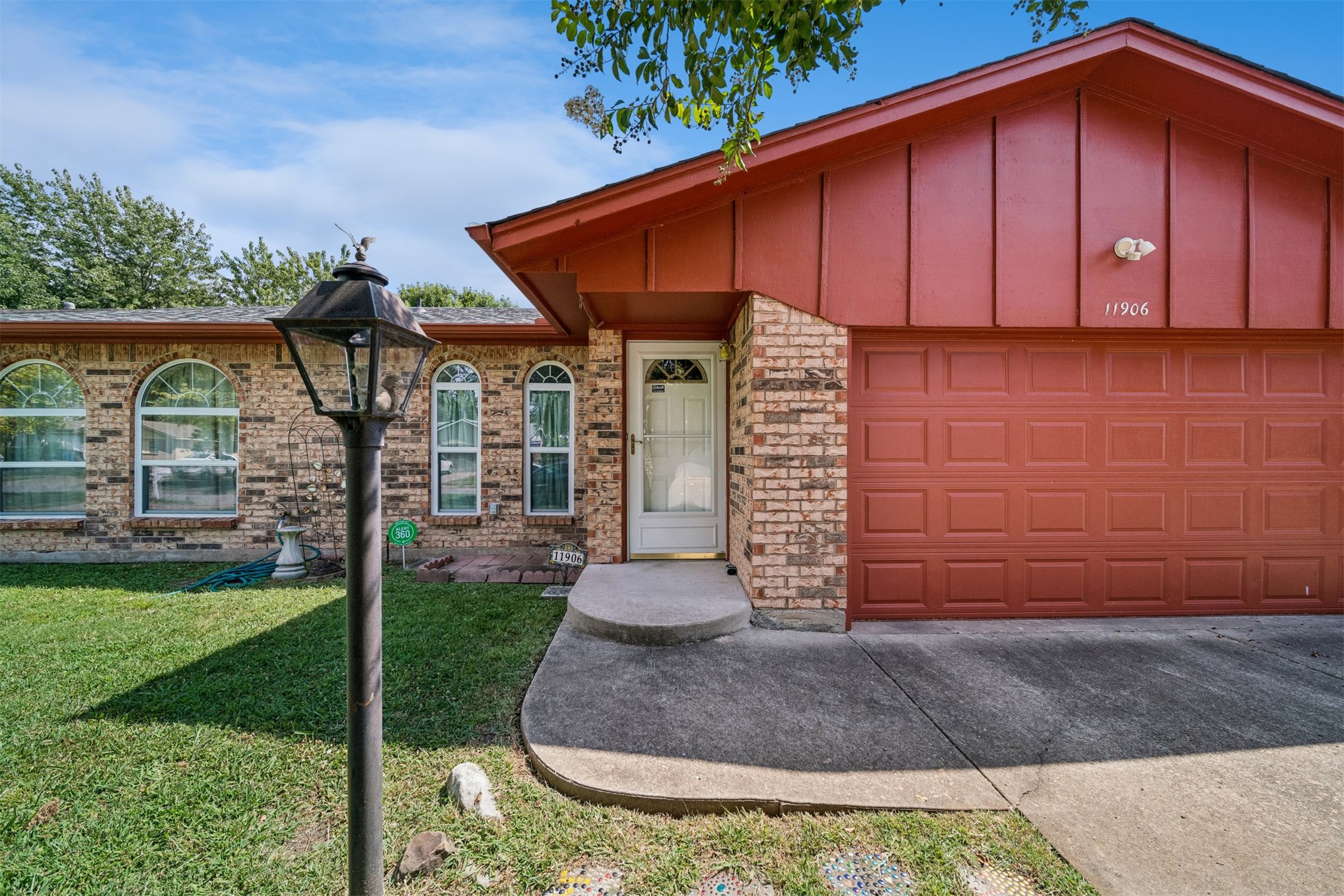 11906 E 37th Place Tulsa OK 74146