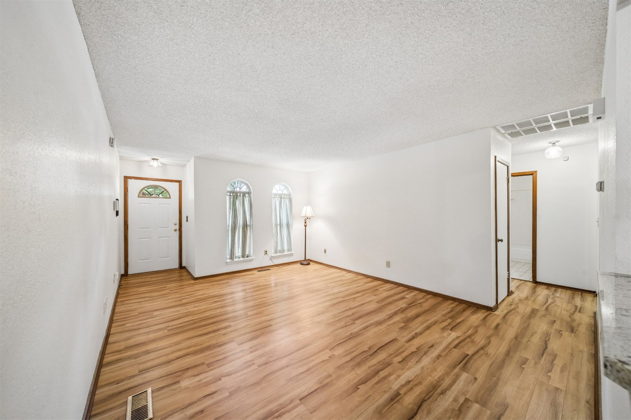11906 E 37th Place Tulsa OK 74146