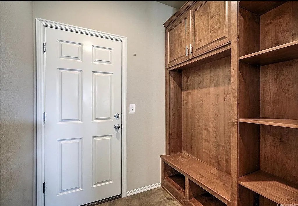 7035 E 127th Street S Bixby OK 74008