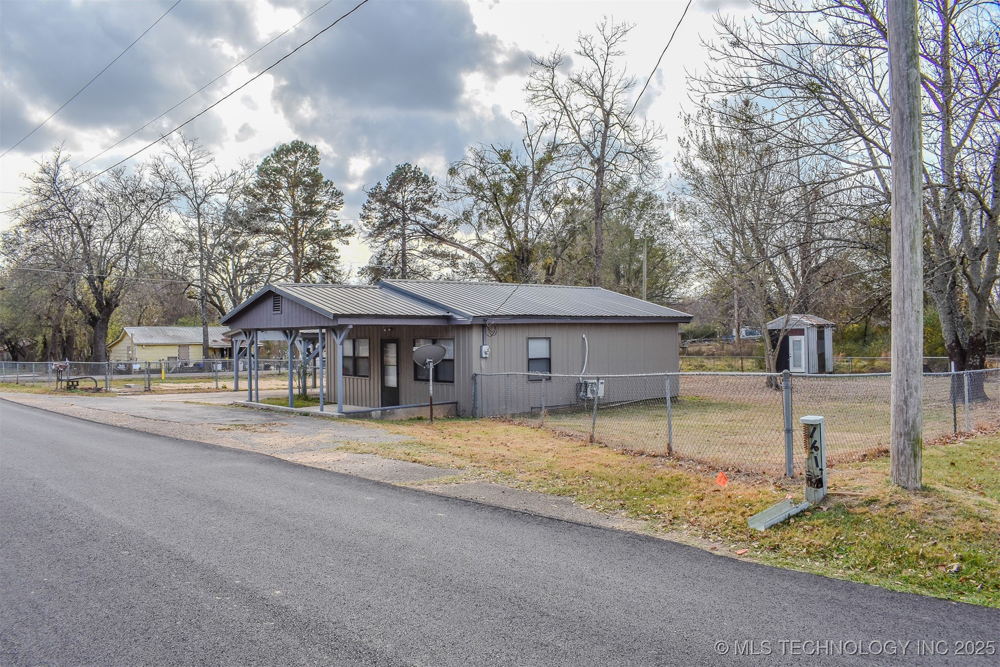 406 SE I Street Antlers OK 74523