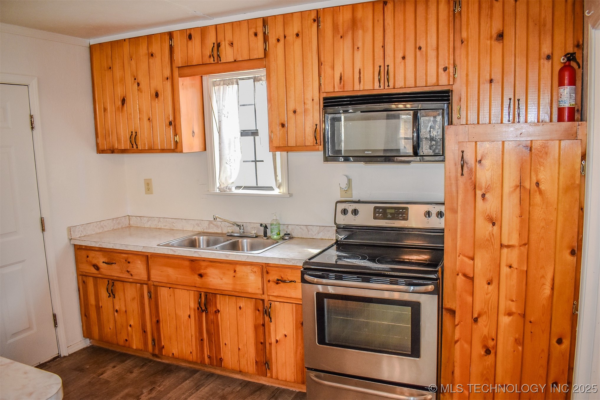 406 SE I Street Antlers OK 74523