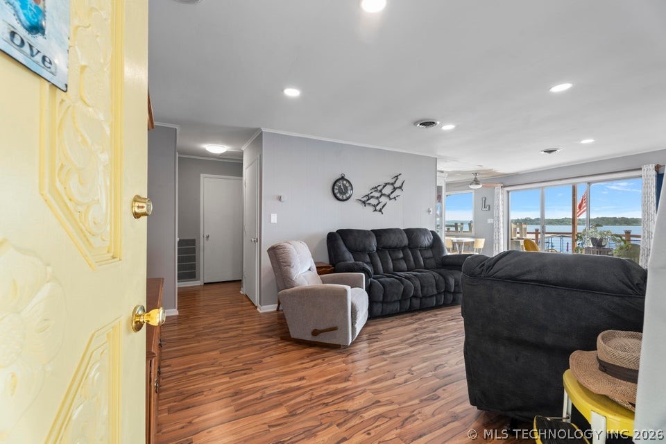 8823 Keller Road Grove OK 74344