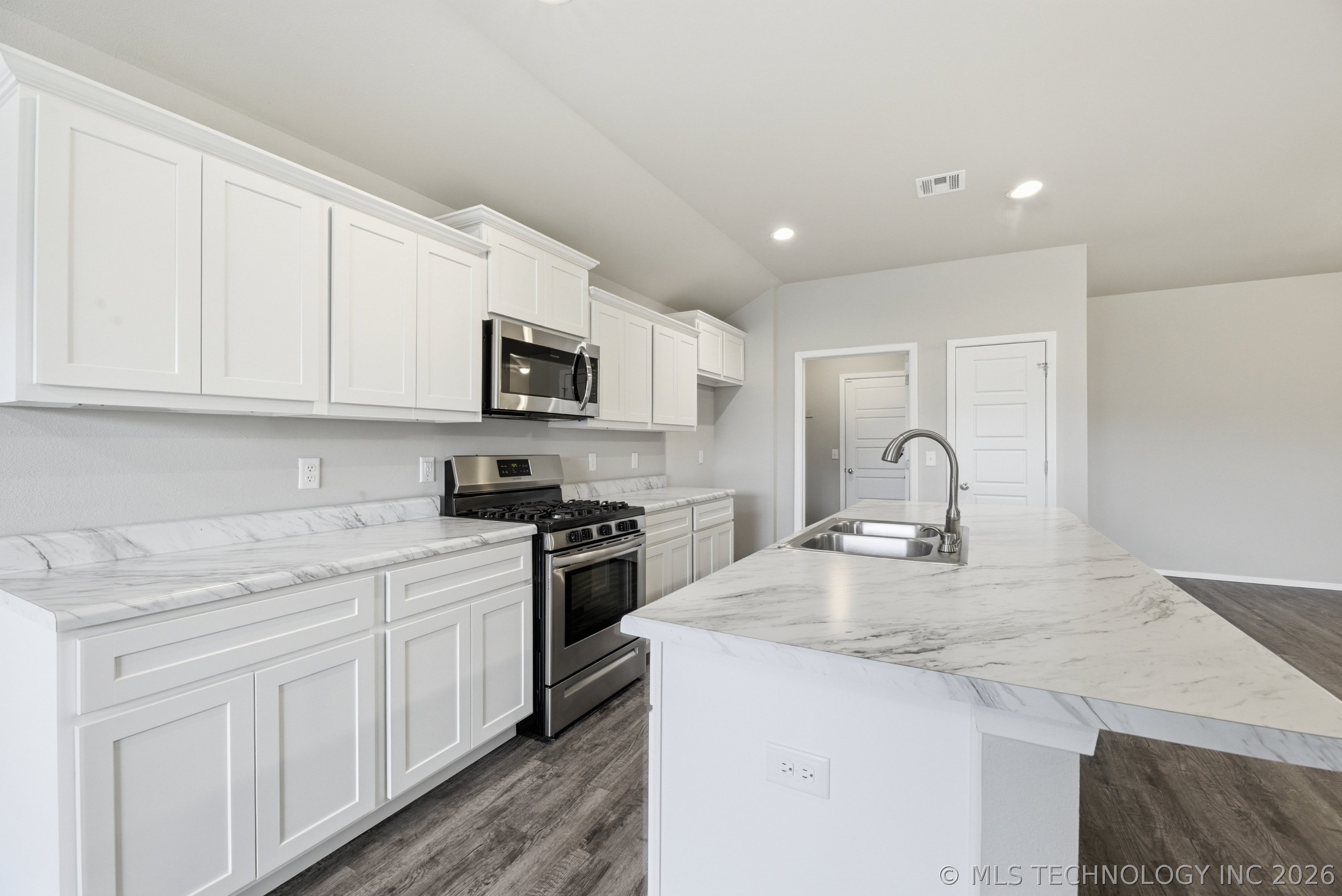 8501 E 162nd Street S Bixby OK 74008