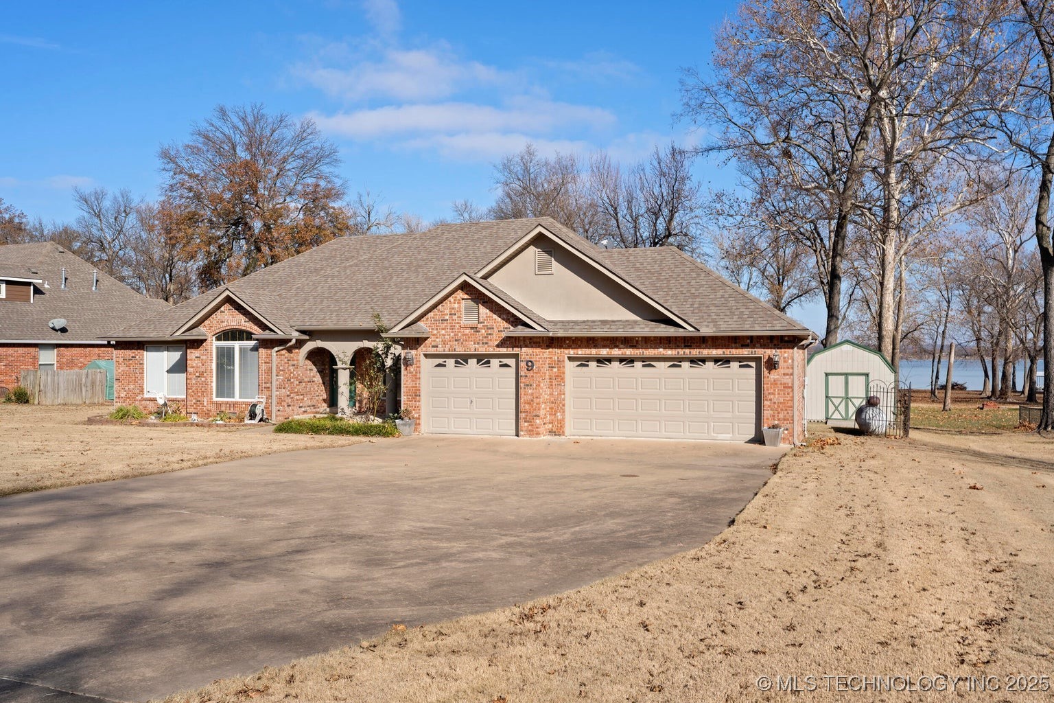 27204 S 125 Highway Afton OK 74331