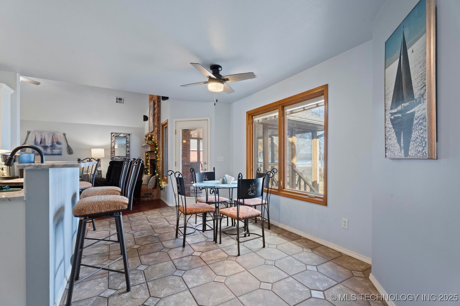 27204 S 125 Highway Afton OK 74331