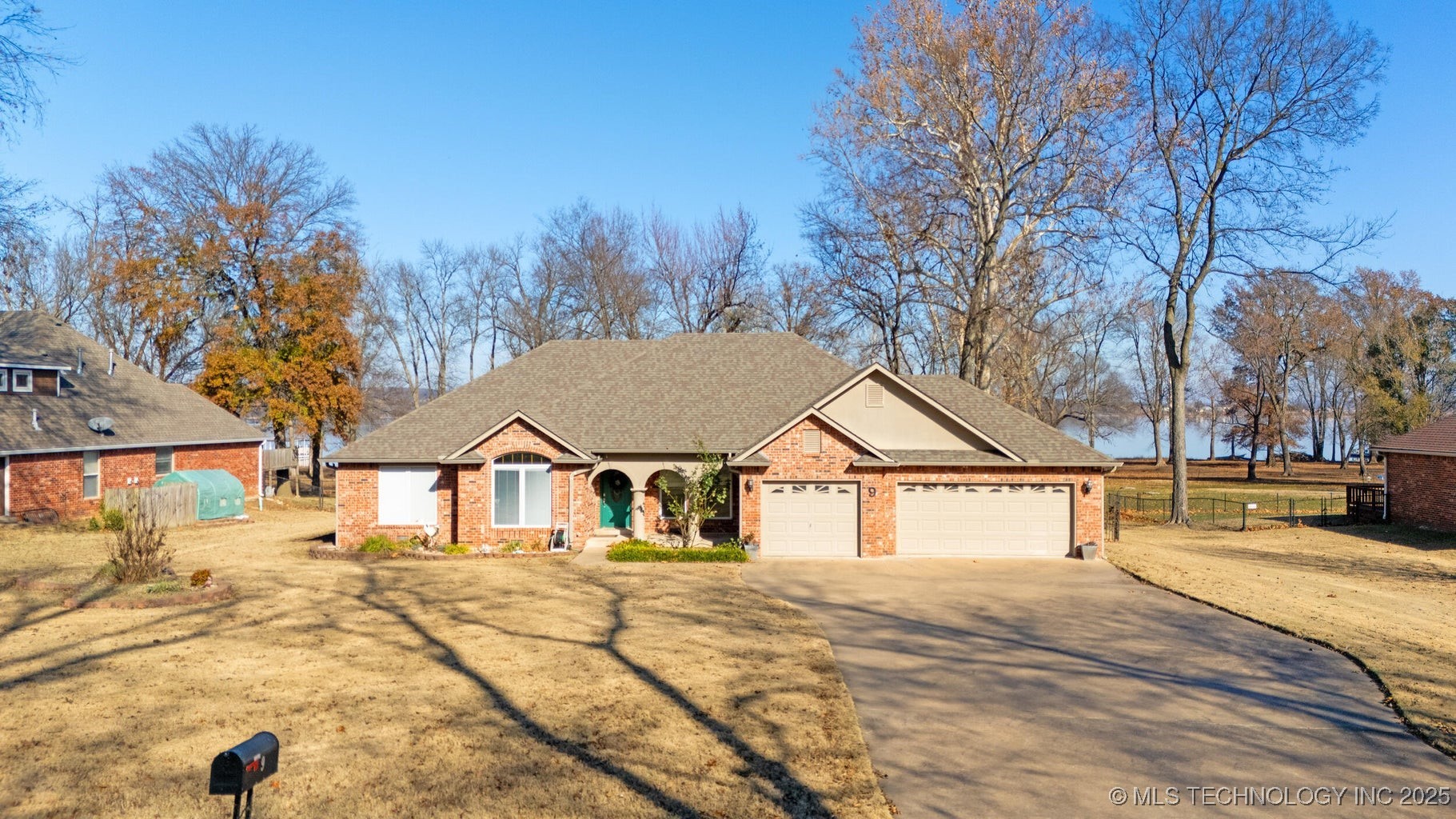 27204 S 125 Highway Afton OK 74331