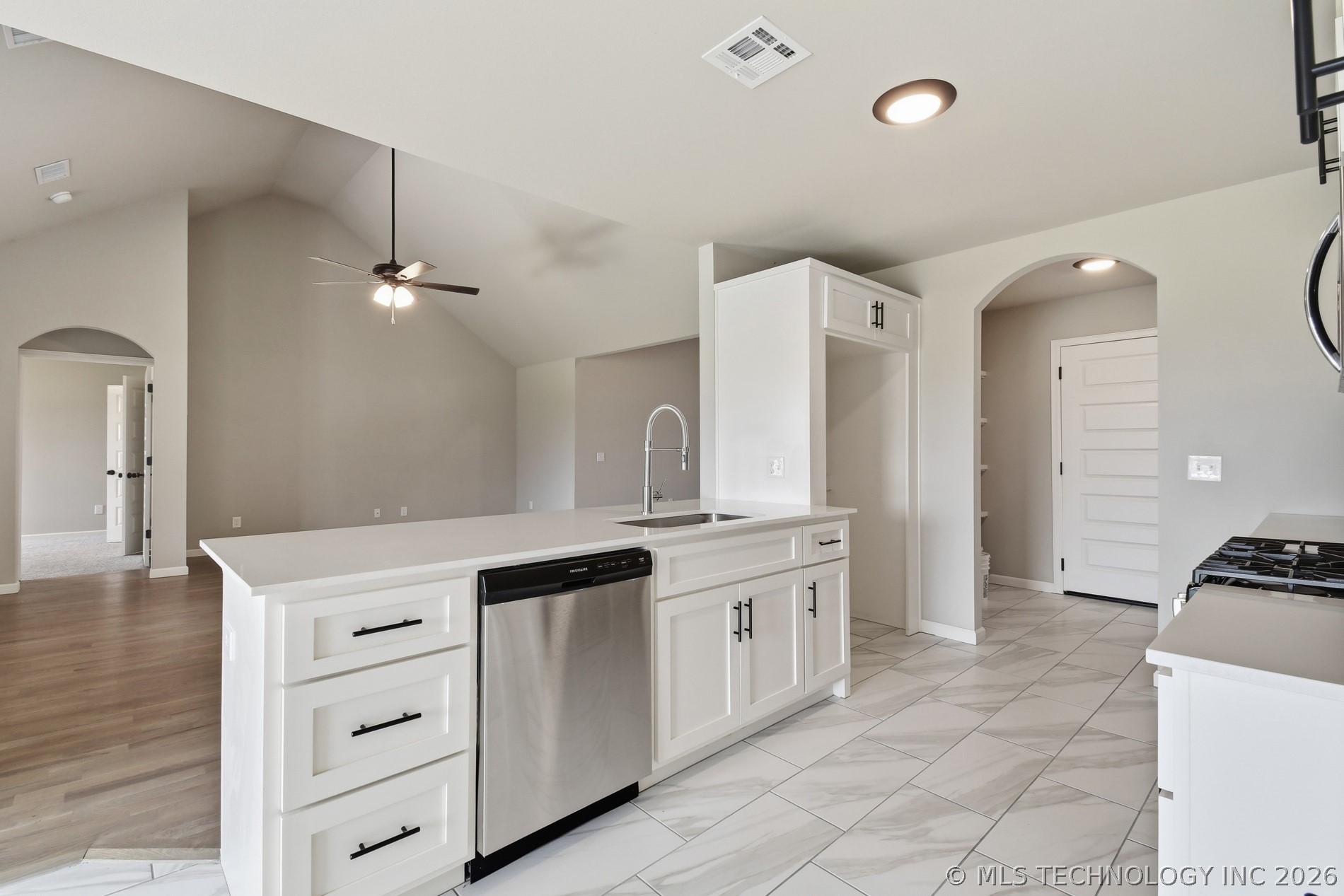 27914 E 108th Place S Coweta OK 74429
