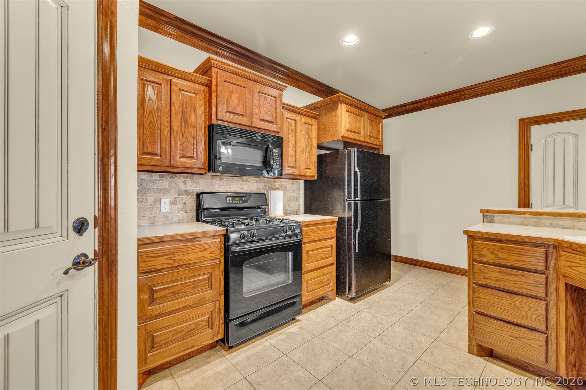 566 S 22nd Place Collinsville OK 74021