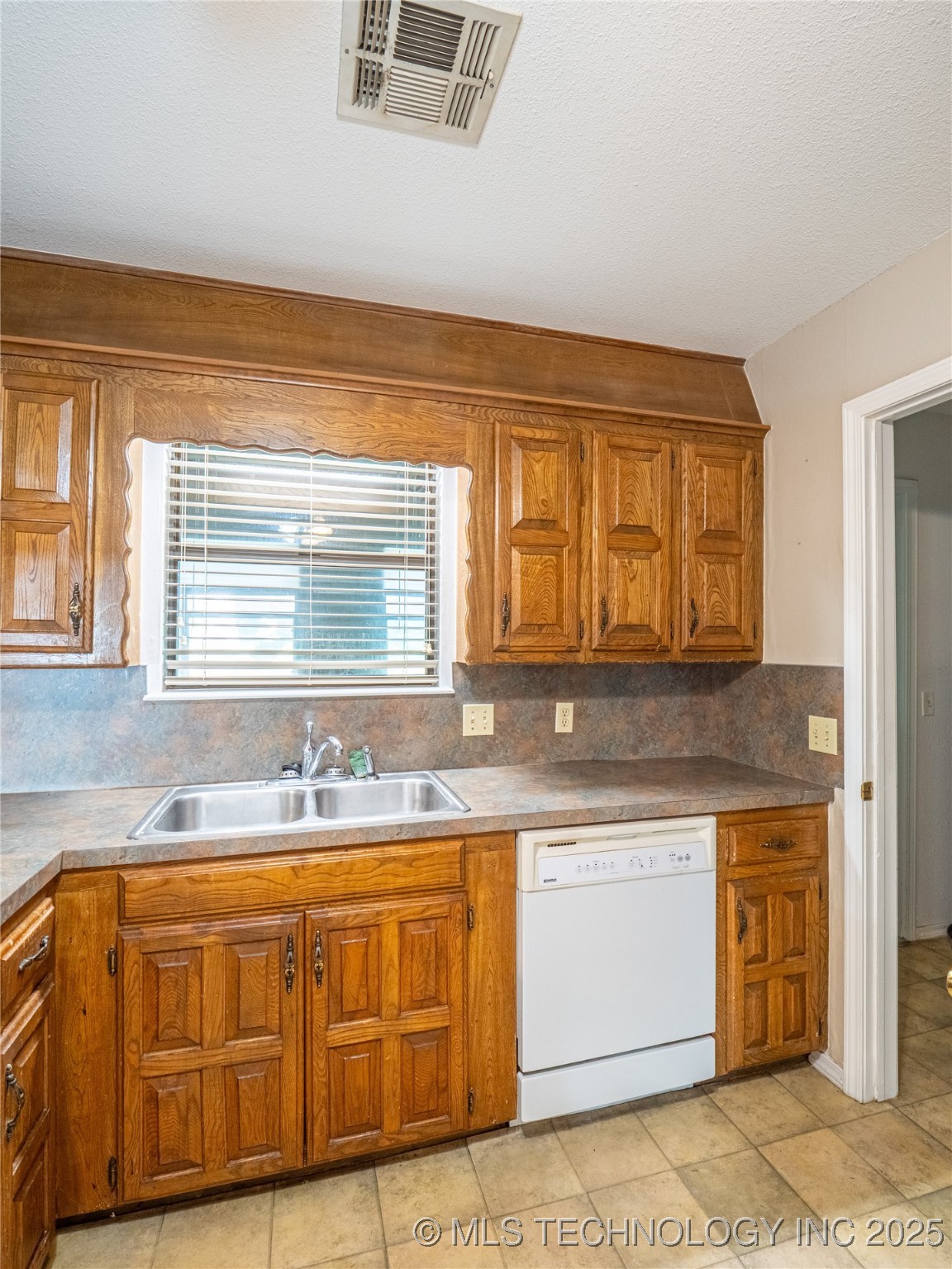 1826 W Mcgill Eufaula OK 74432