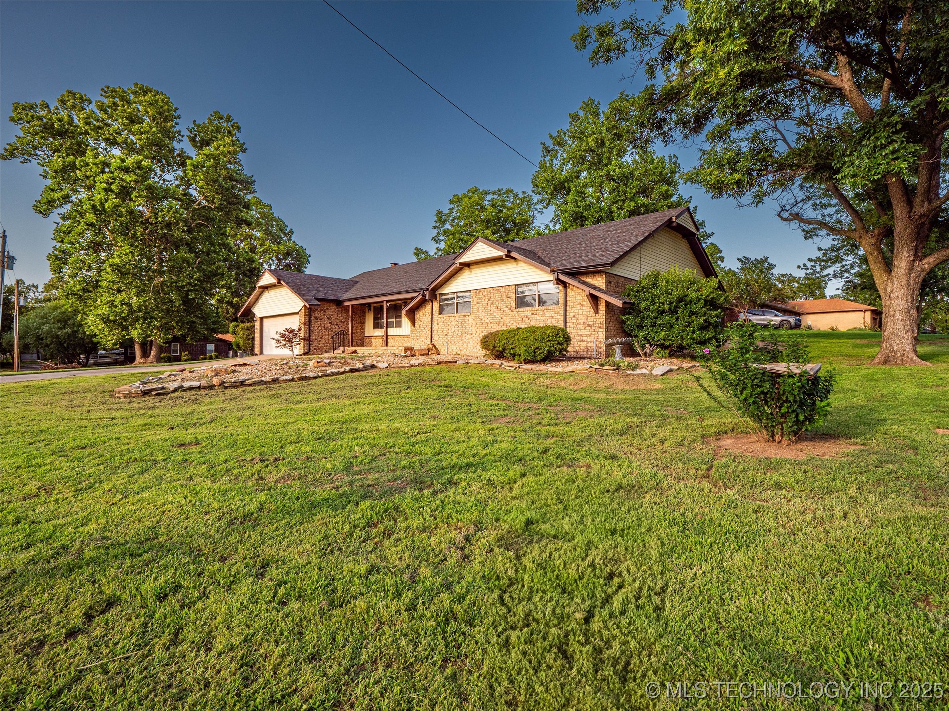 1826 W Mcgill Eufaula OK 74432