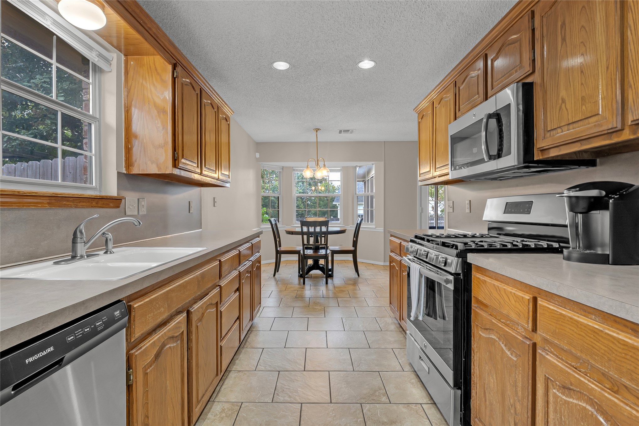 8425 E 93rd Street S Tulsa OK 74133