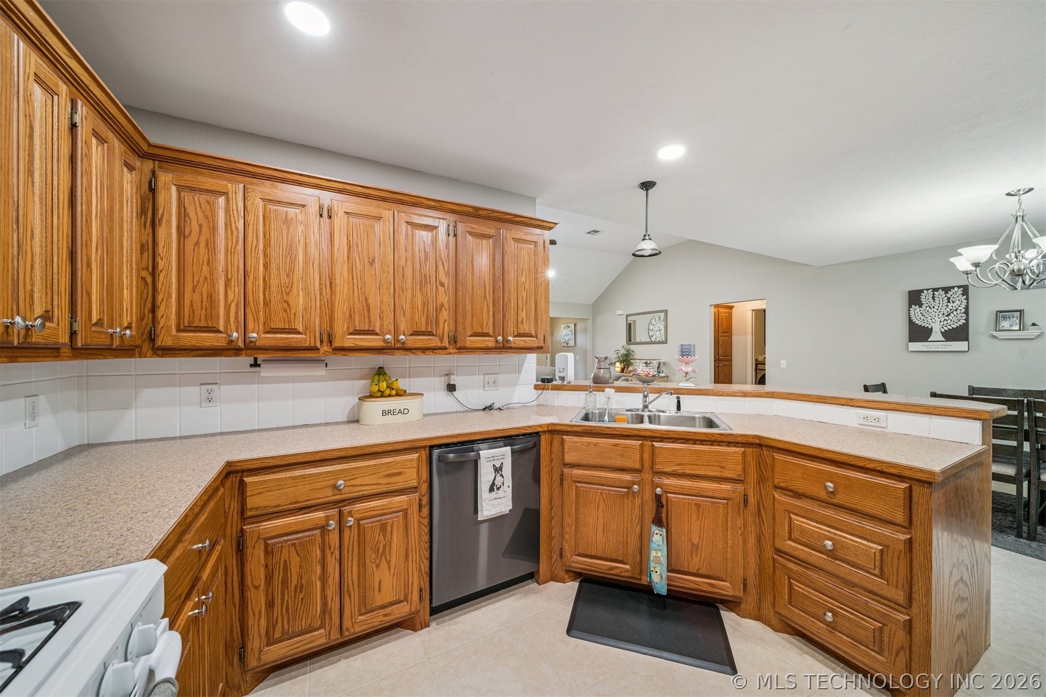 1101 Crozier Street Perkins OK 74059