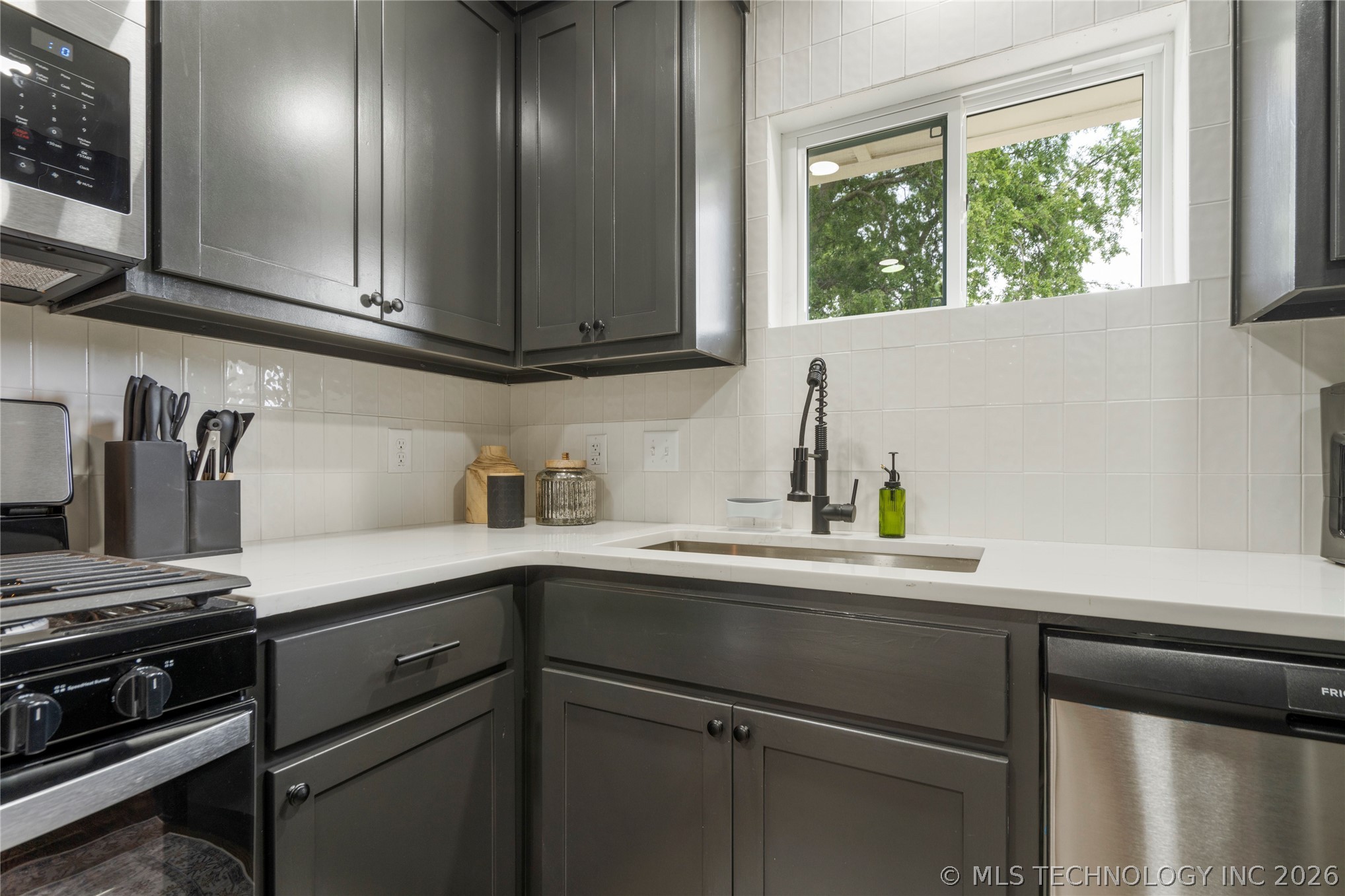 2703 S Norwood Avenue Tulsa OK 74115