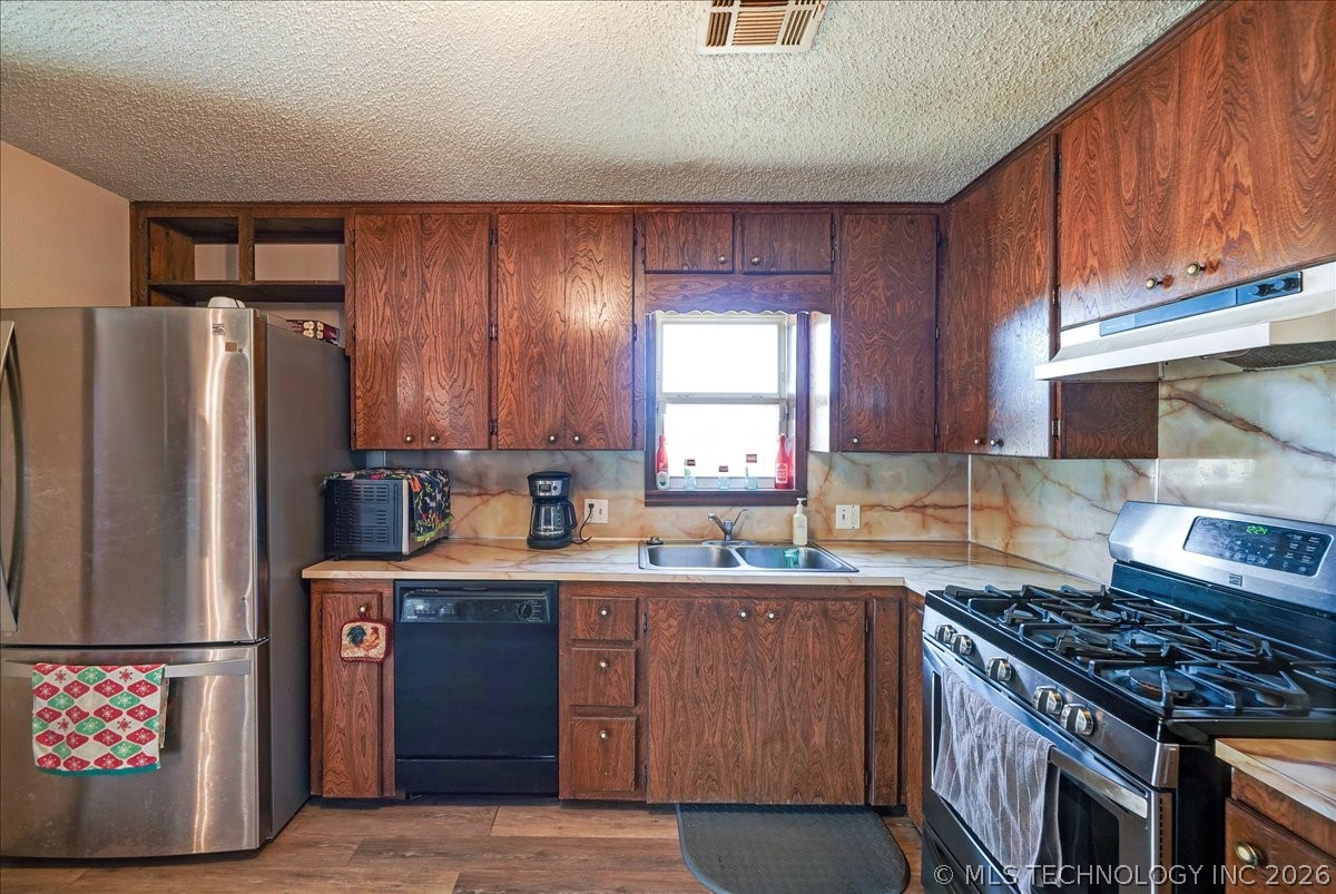 470025 Highway 101 Sallisaw OK 74955