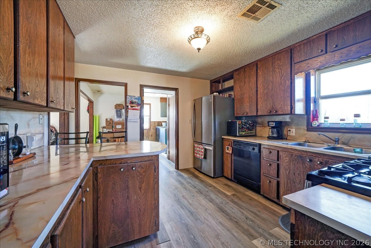470025 Highway 101 Sallisaw OK 74955
