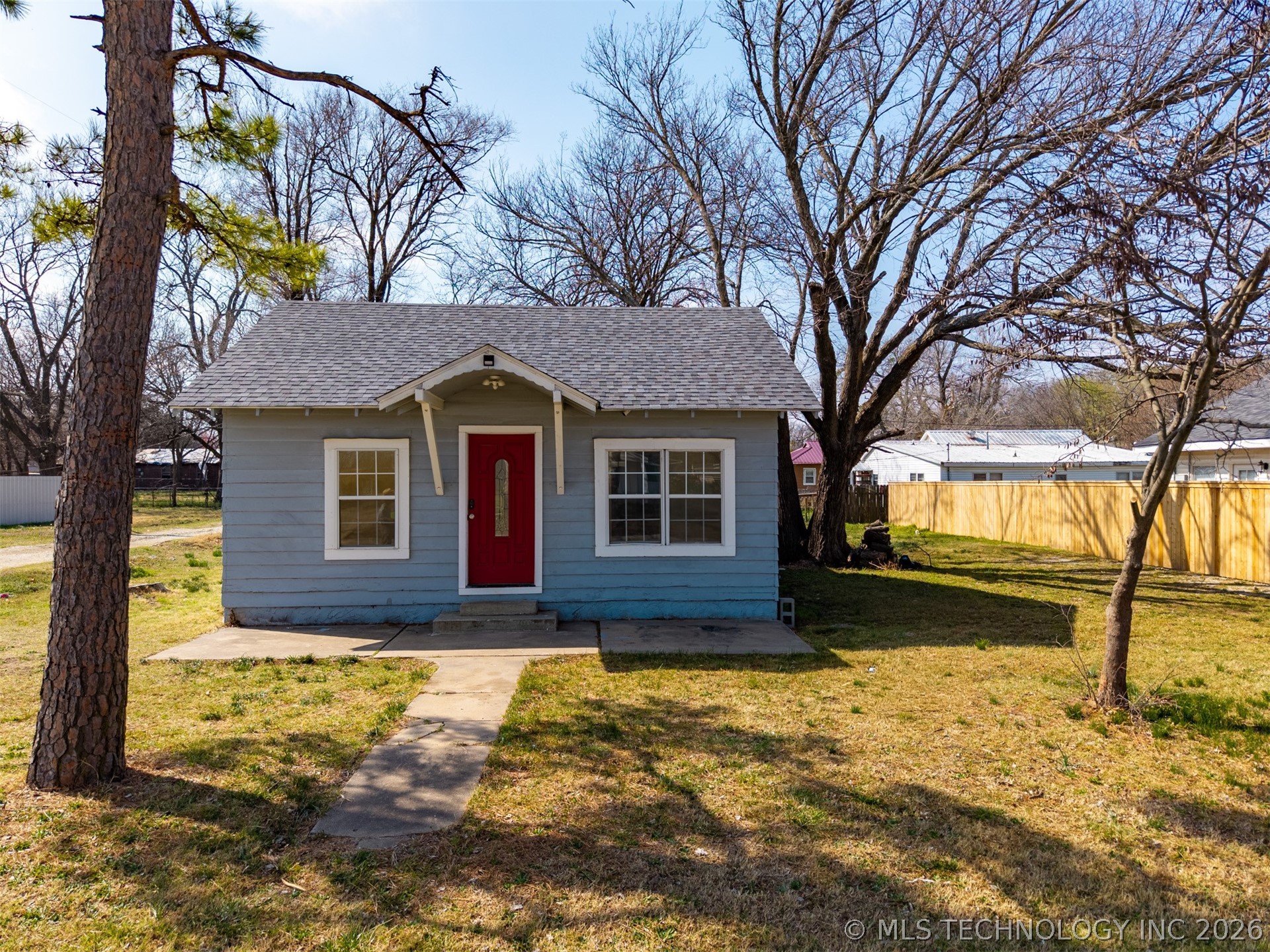 819 N Oak Ada OK 74820