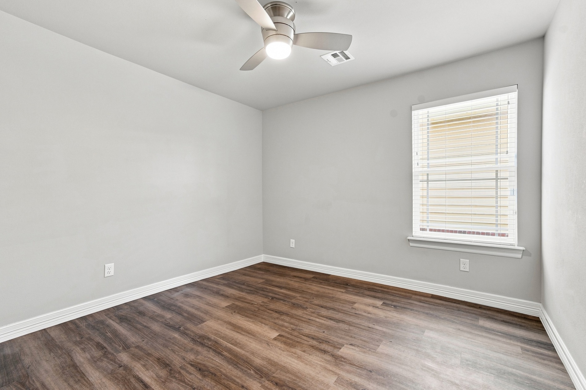 2520 E 5 Place Tulsa OK 74104