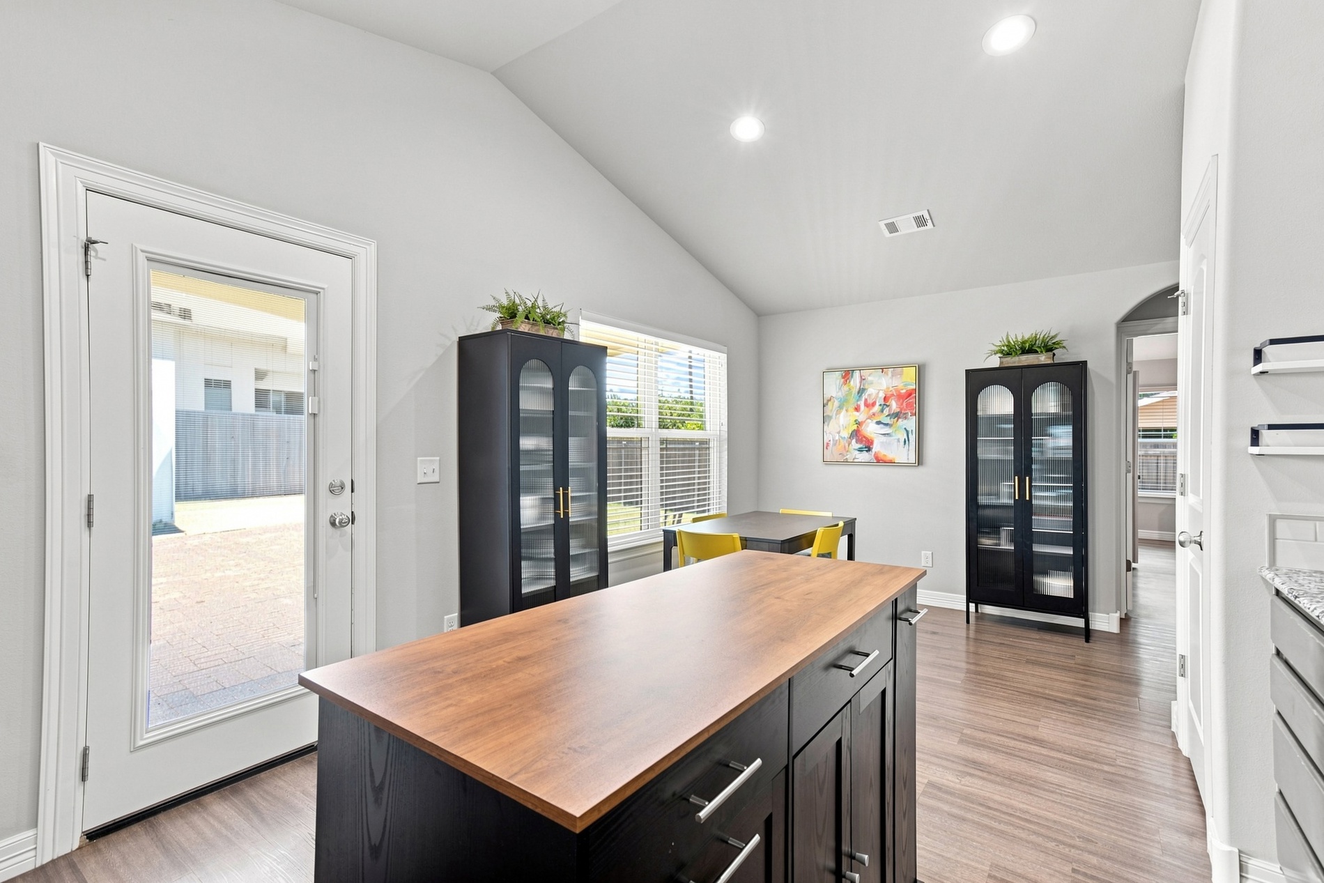 2520 E 5 Place Tulsa OK 74104