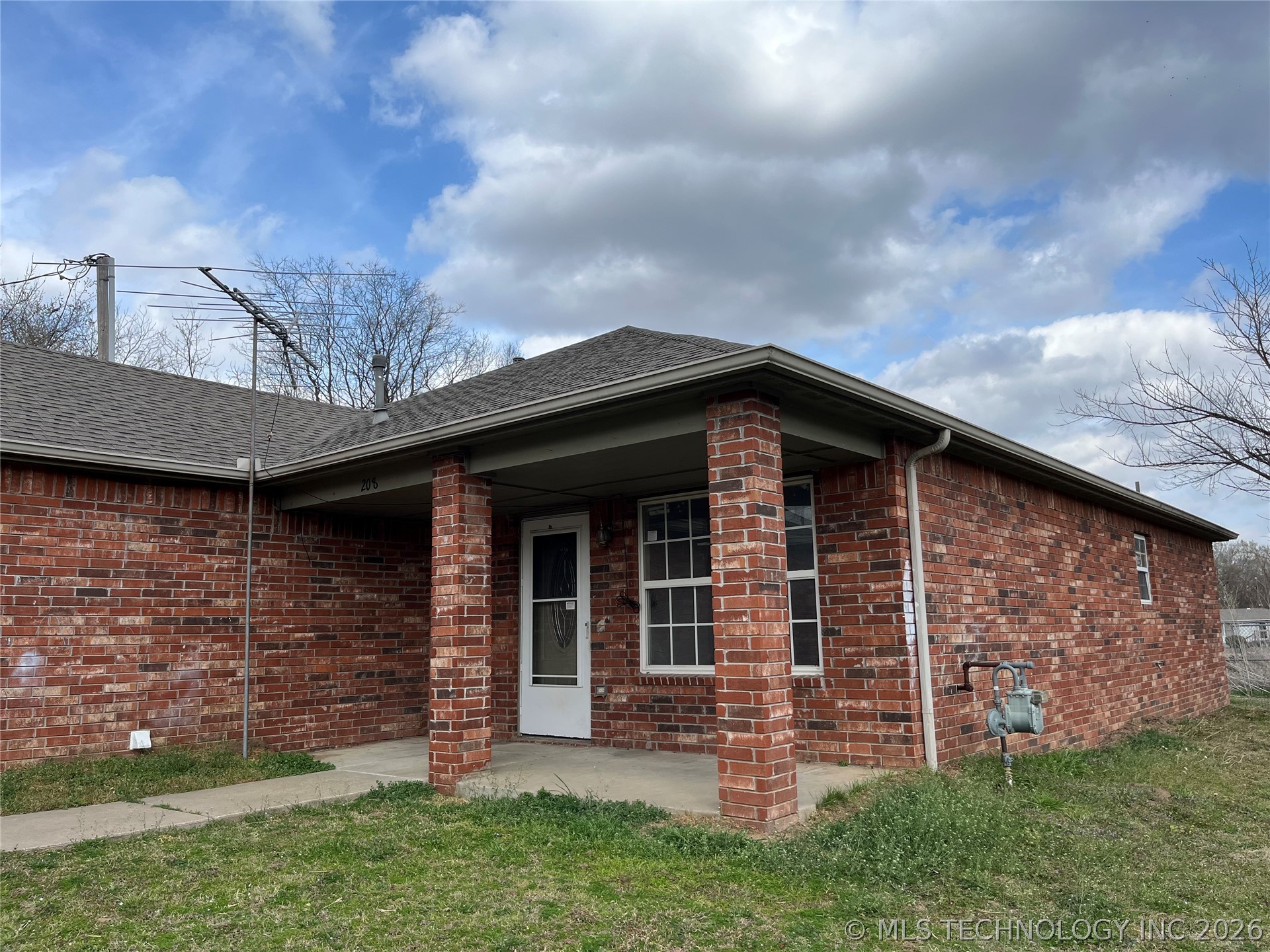 208 S Osage Street Beggs OK 74421