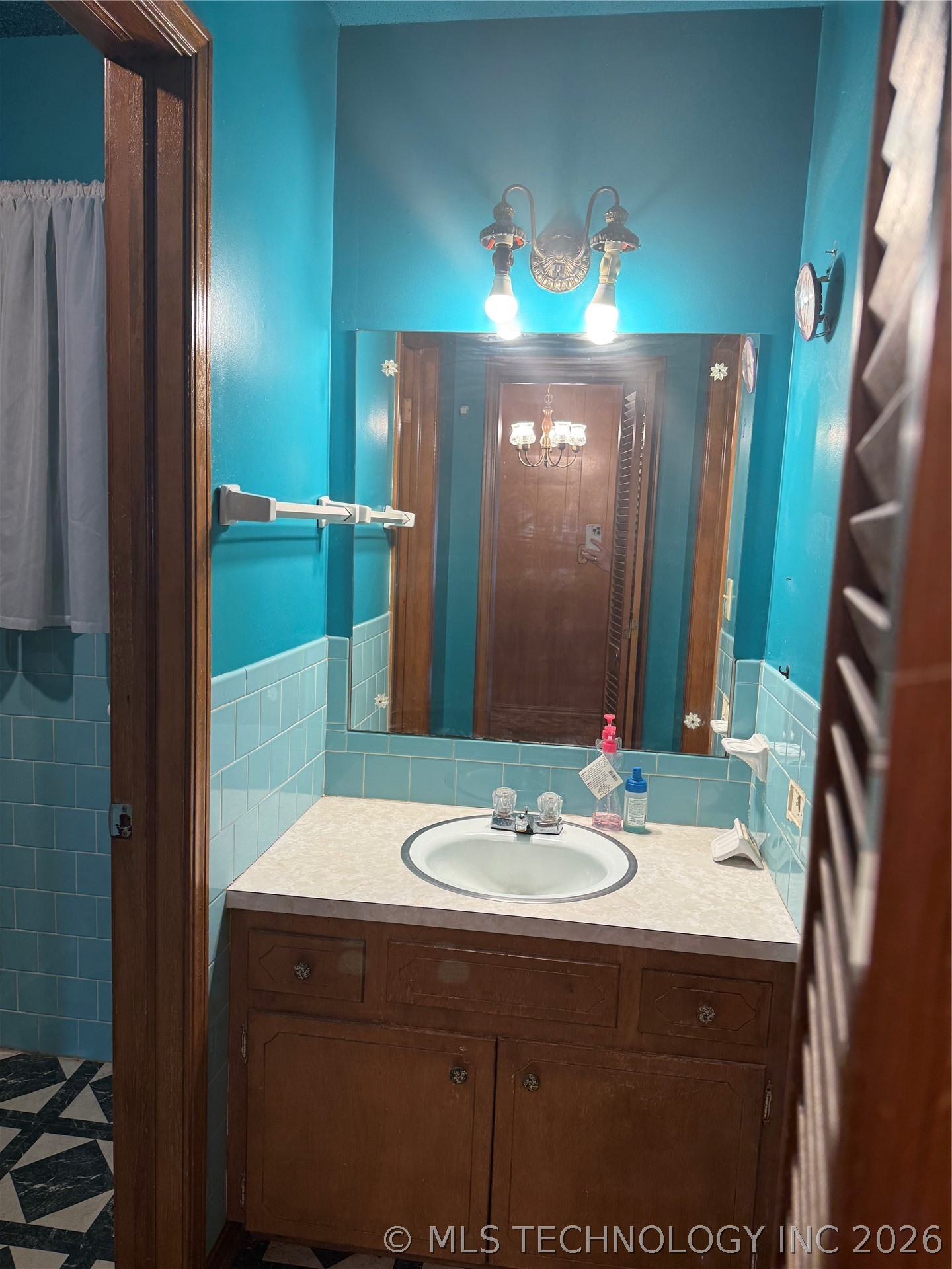 807 N C Avenue Cleveland OK 74020