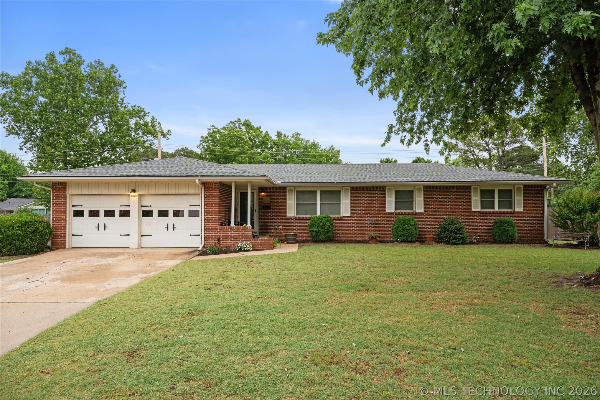 1604 Harned Bartlesville OK 74006