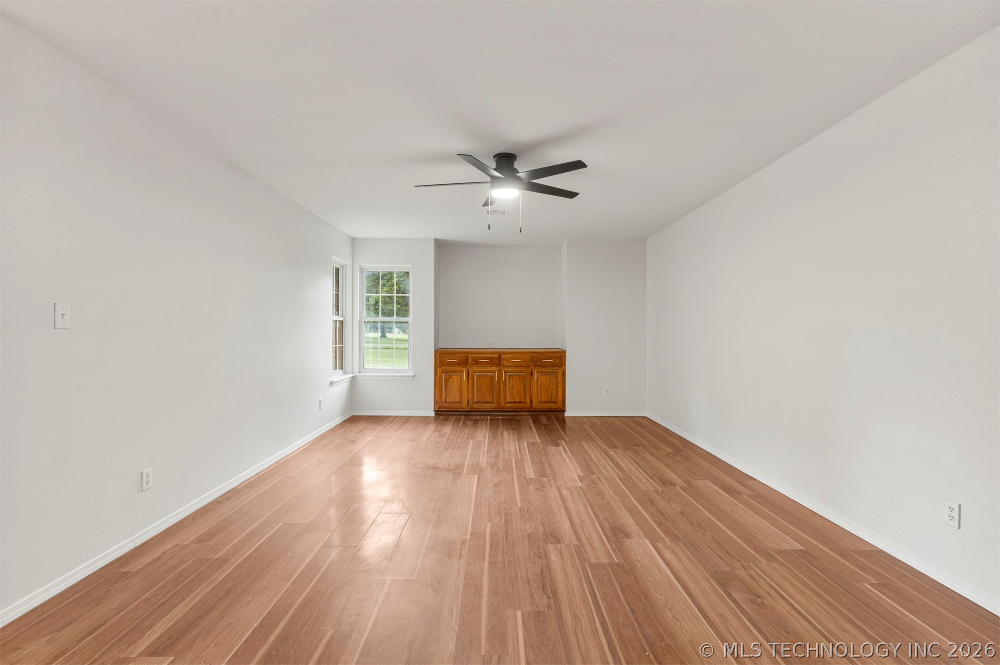 1604 N Delaware Street Chouteau OK 74337