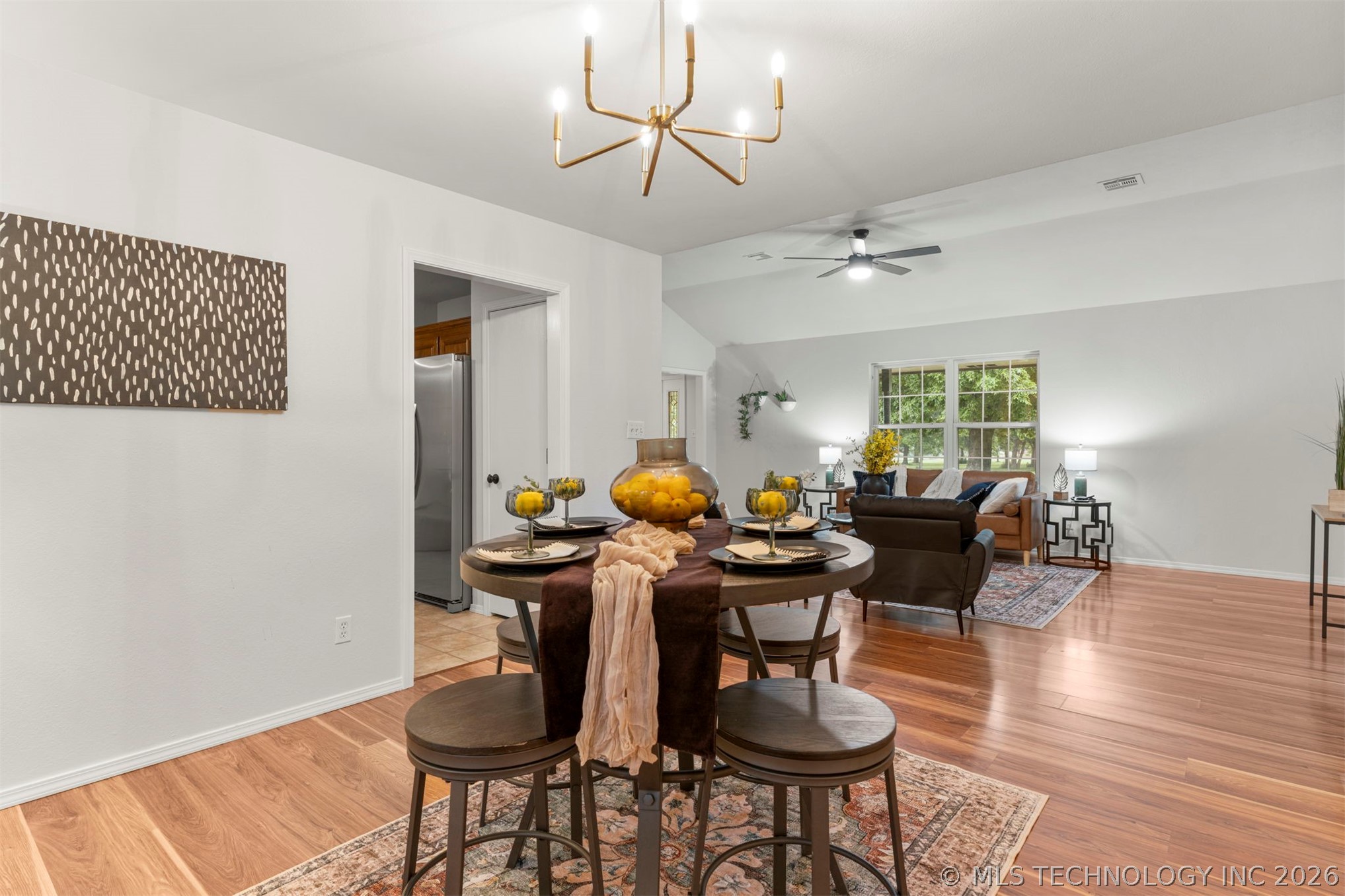 1604 N Delaware Street Chouteau OK 74337