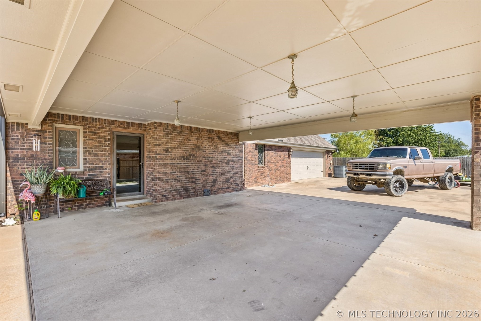 930 E 14th Cushing OK 74023