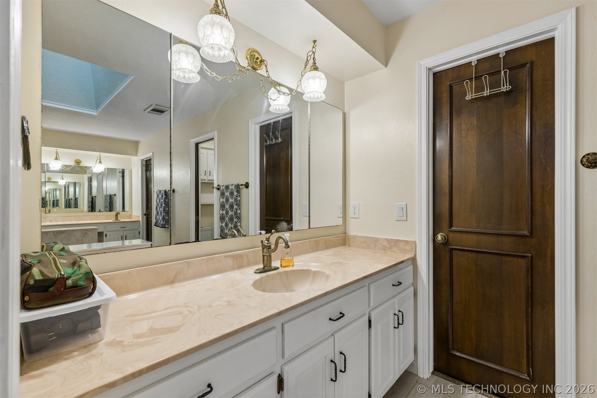 930 E 14th Cushing OK 74023