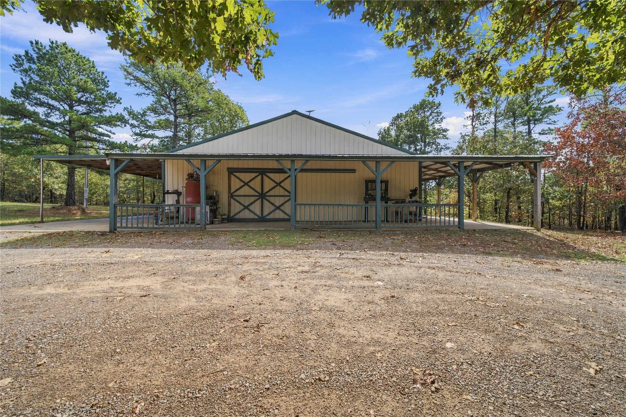4152 SW 230 Road Tuskahoma OK 74574