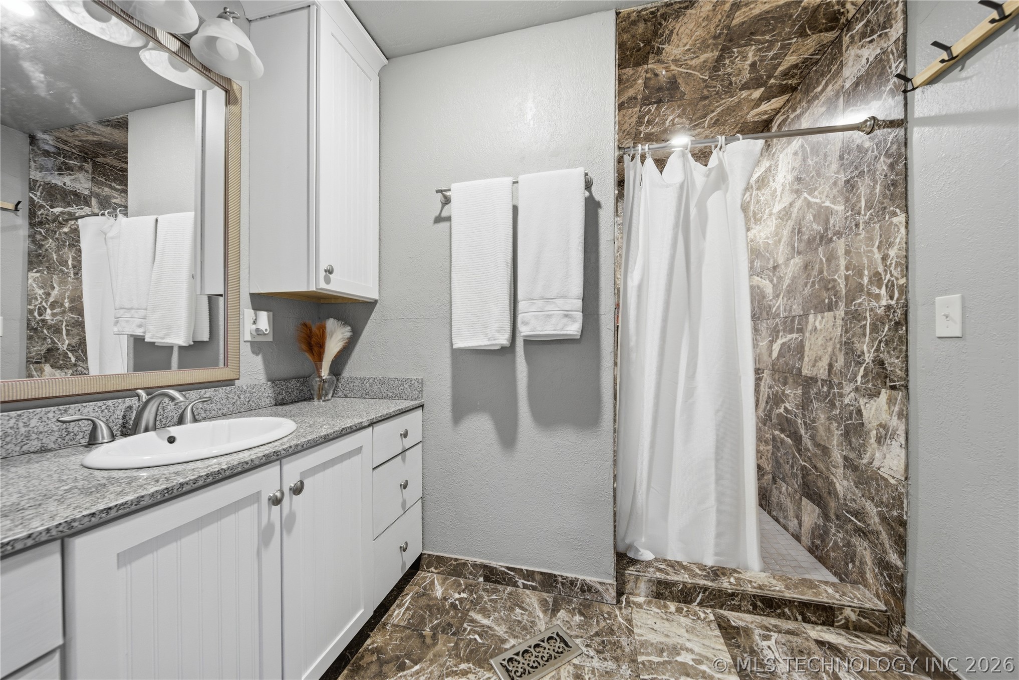 4212 W Stonehenge Drive Cleveland OK 74020