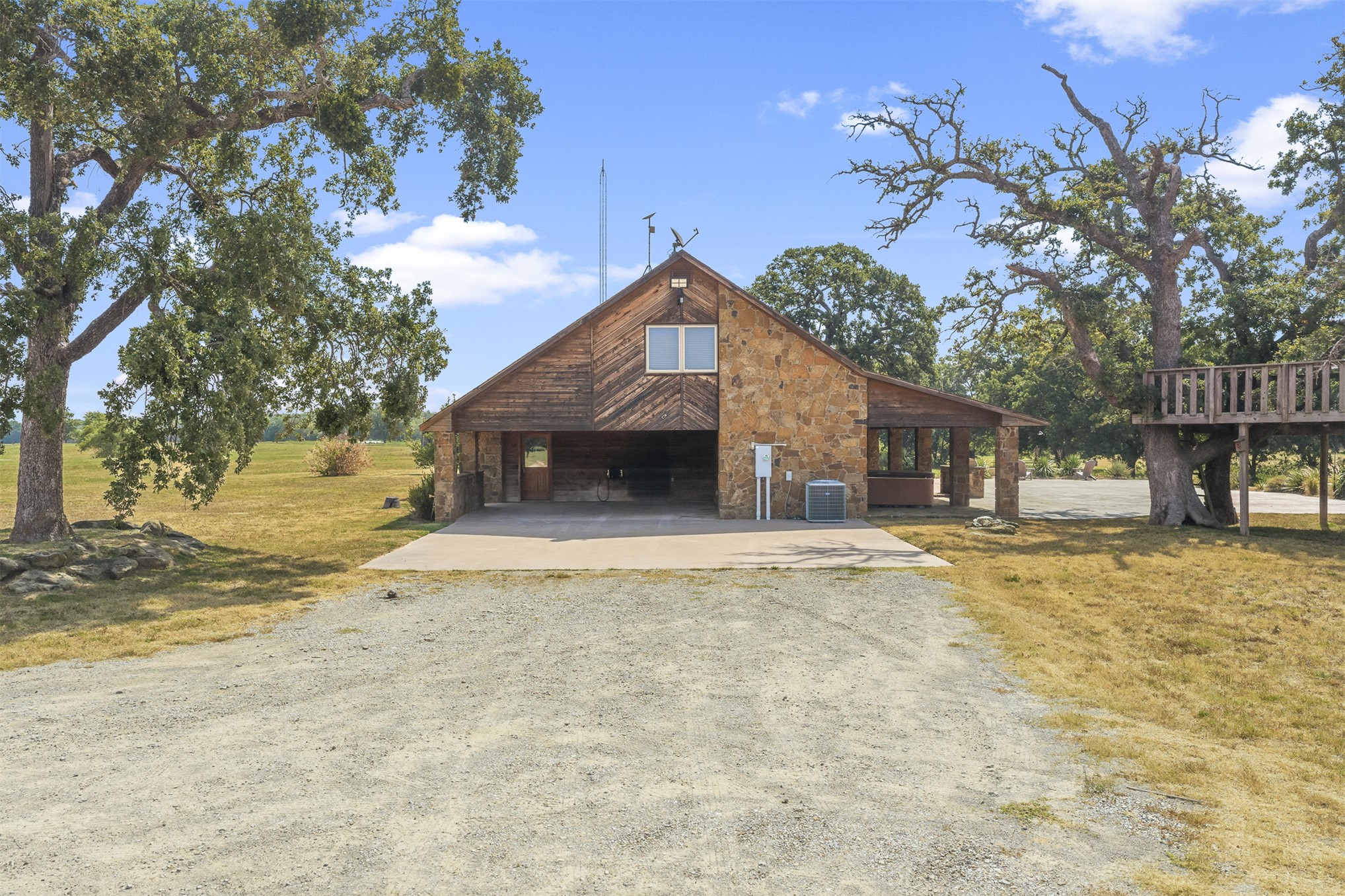 10500 S Greasy Bend Mannsville OK 73447